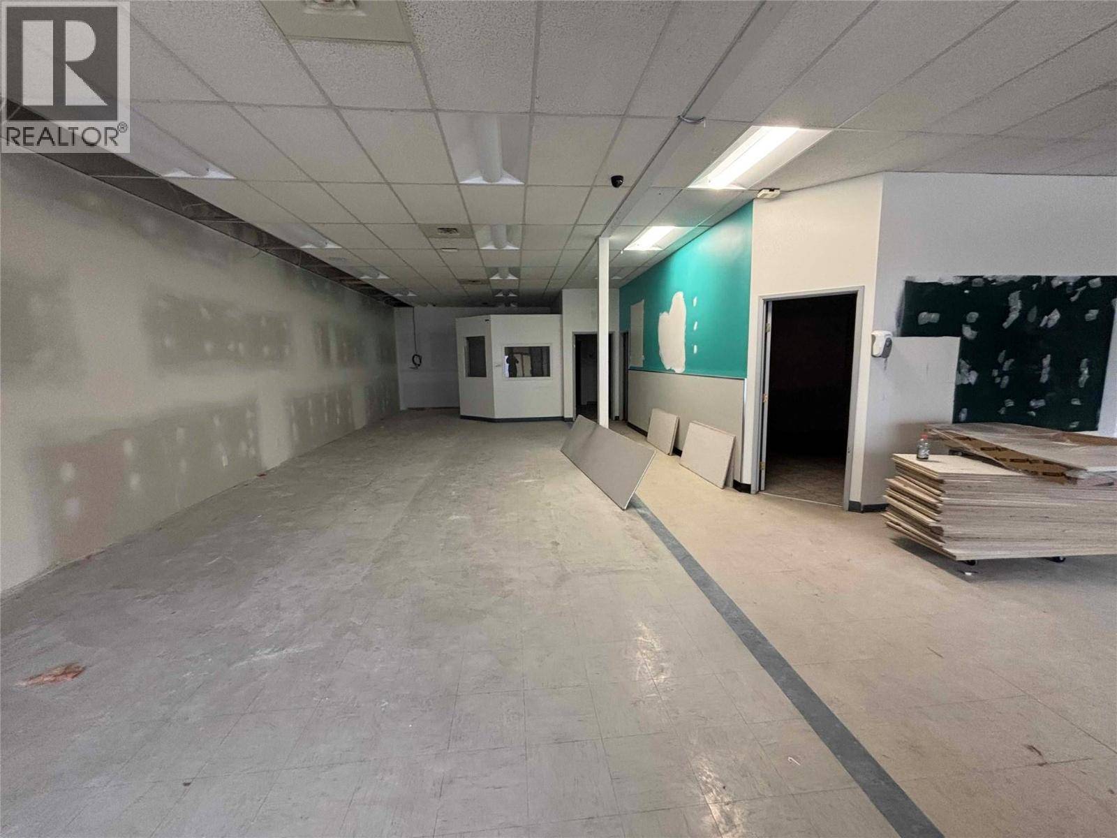 Penticton, BC V2A6G3,3042 Skaha Lake Road