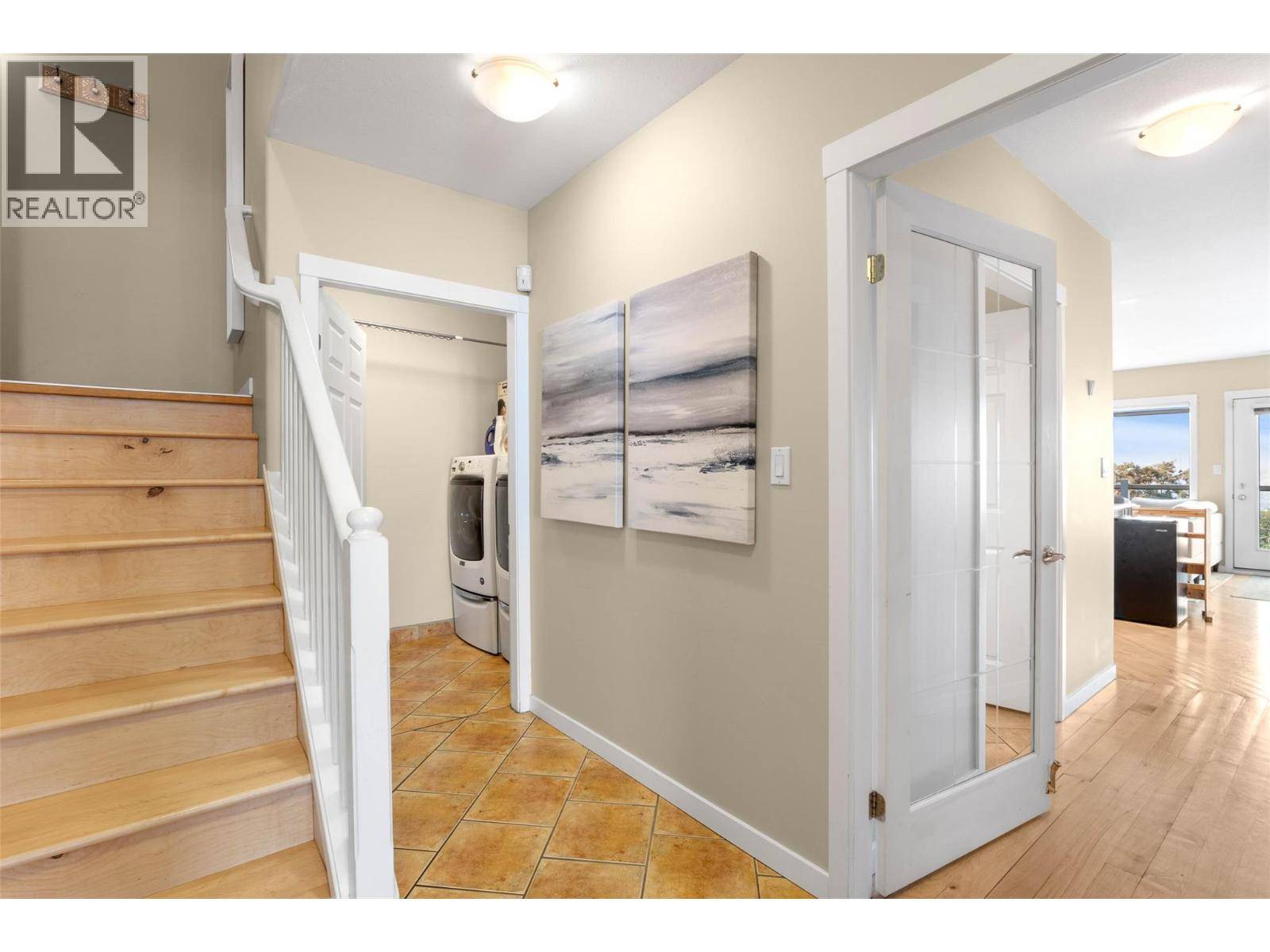 Kamloops, BC V2C6C7,445 DALGLEISH DR #10