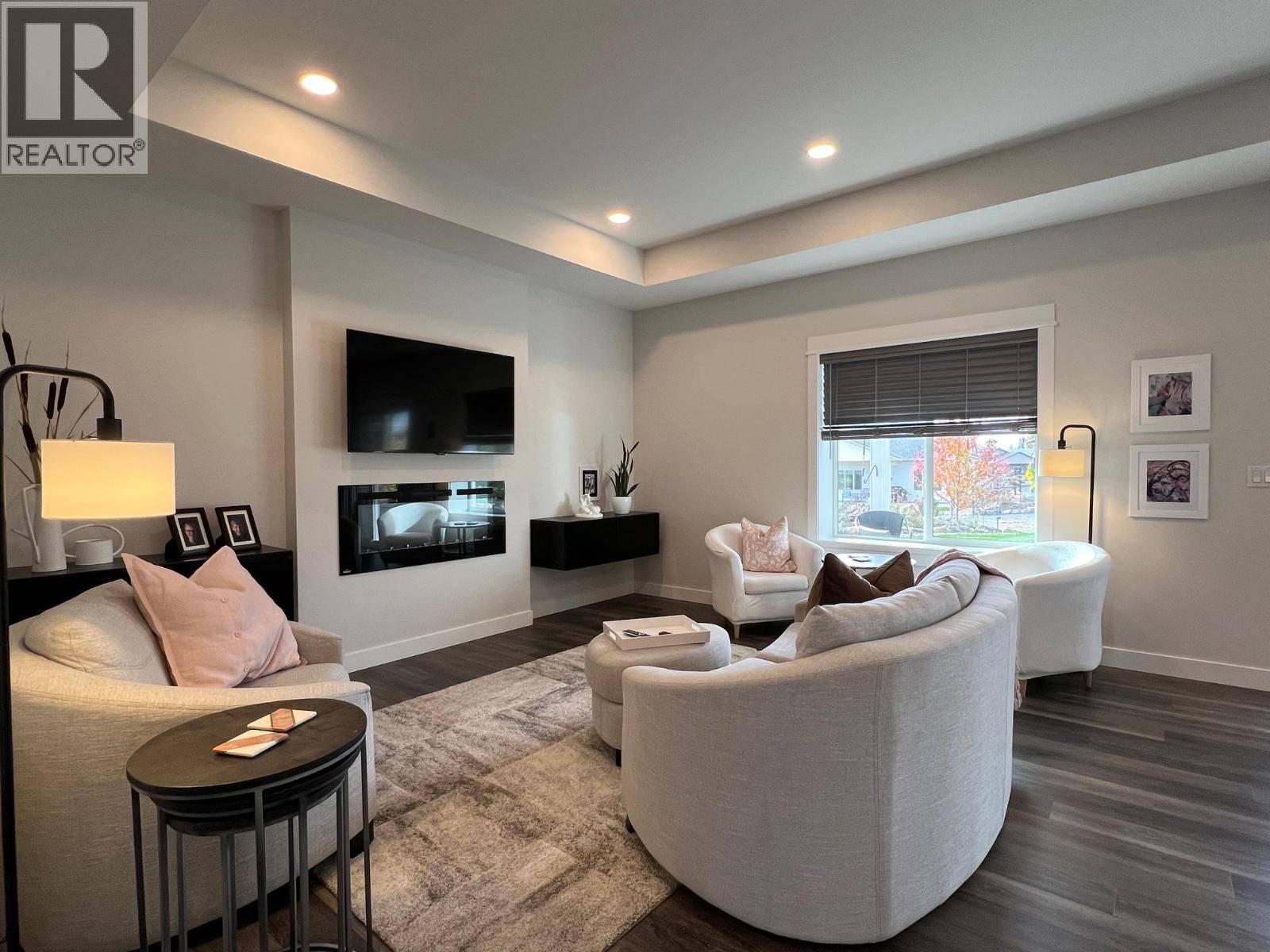 Vernon, BC V1H1Z1,935 9th Avenue