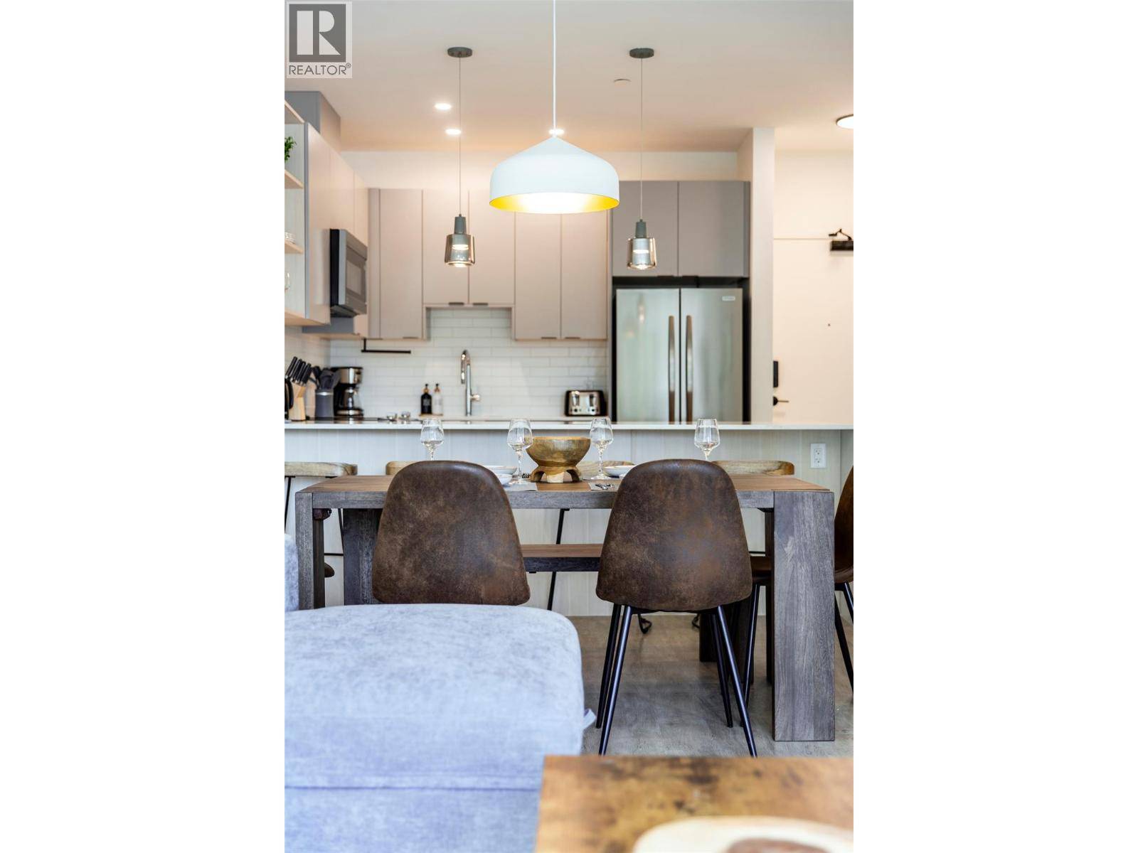 Revelstoke, BC V0E2S0,1701 Coursier AVE #3405