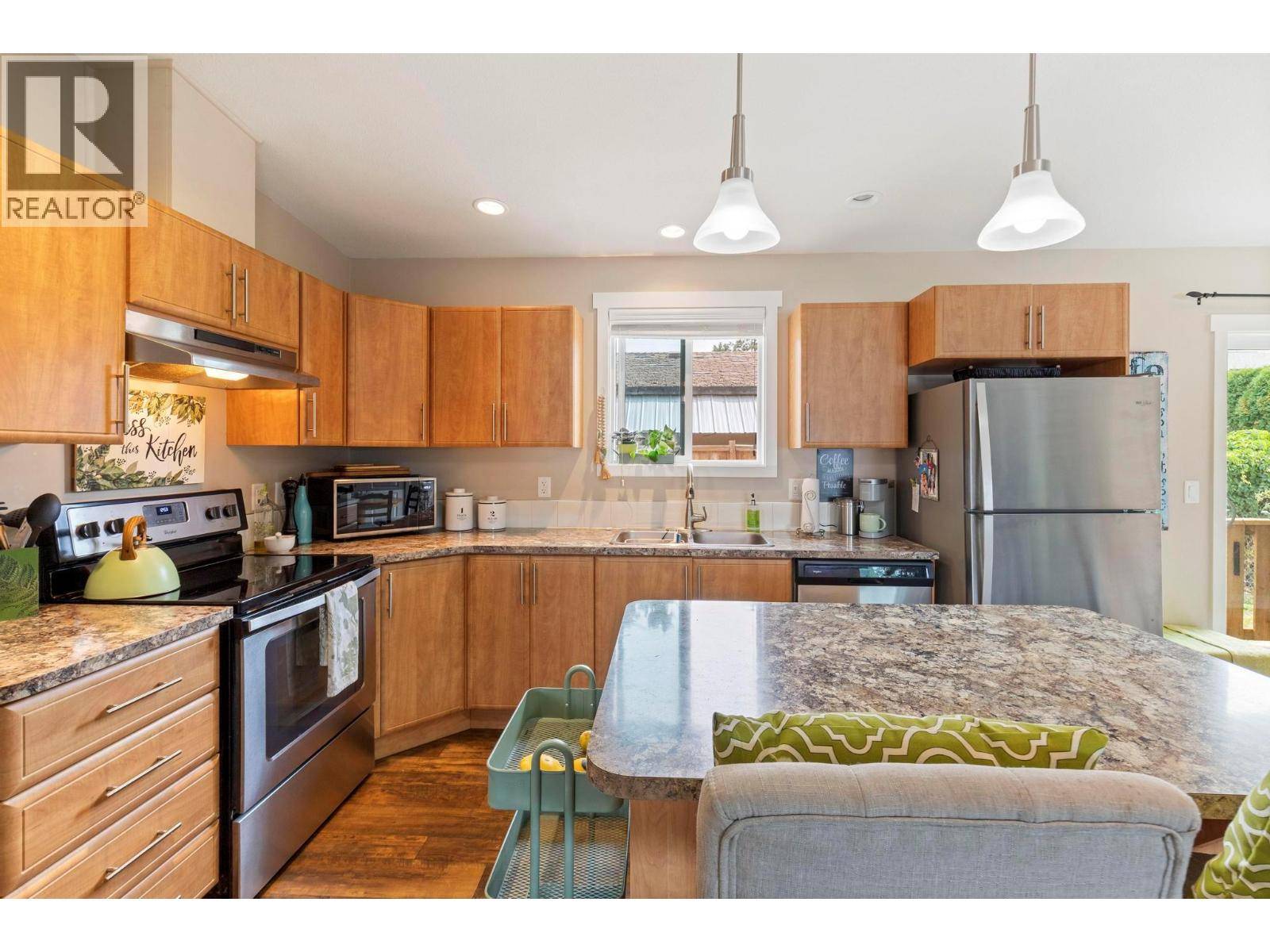 Kelowna, BC V1X6P4,3591 Old Vernon RD #220