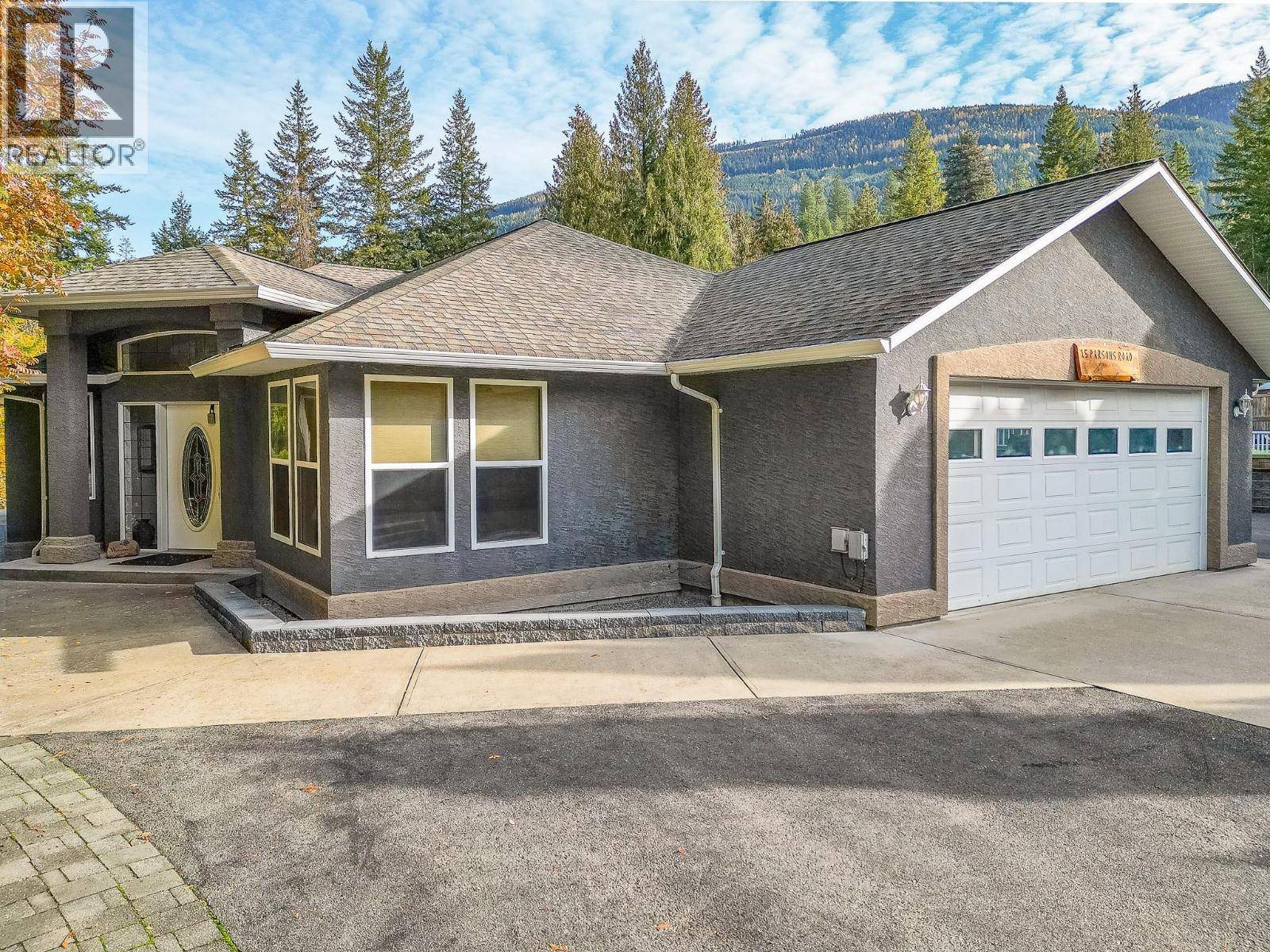 Mara, BC V0E2K0,15 Parsons Road