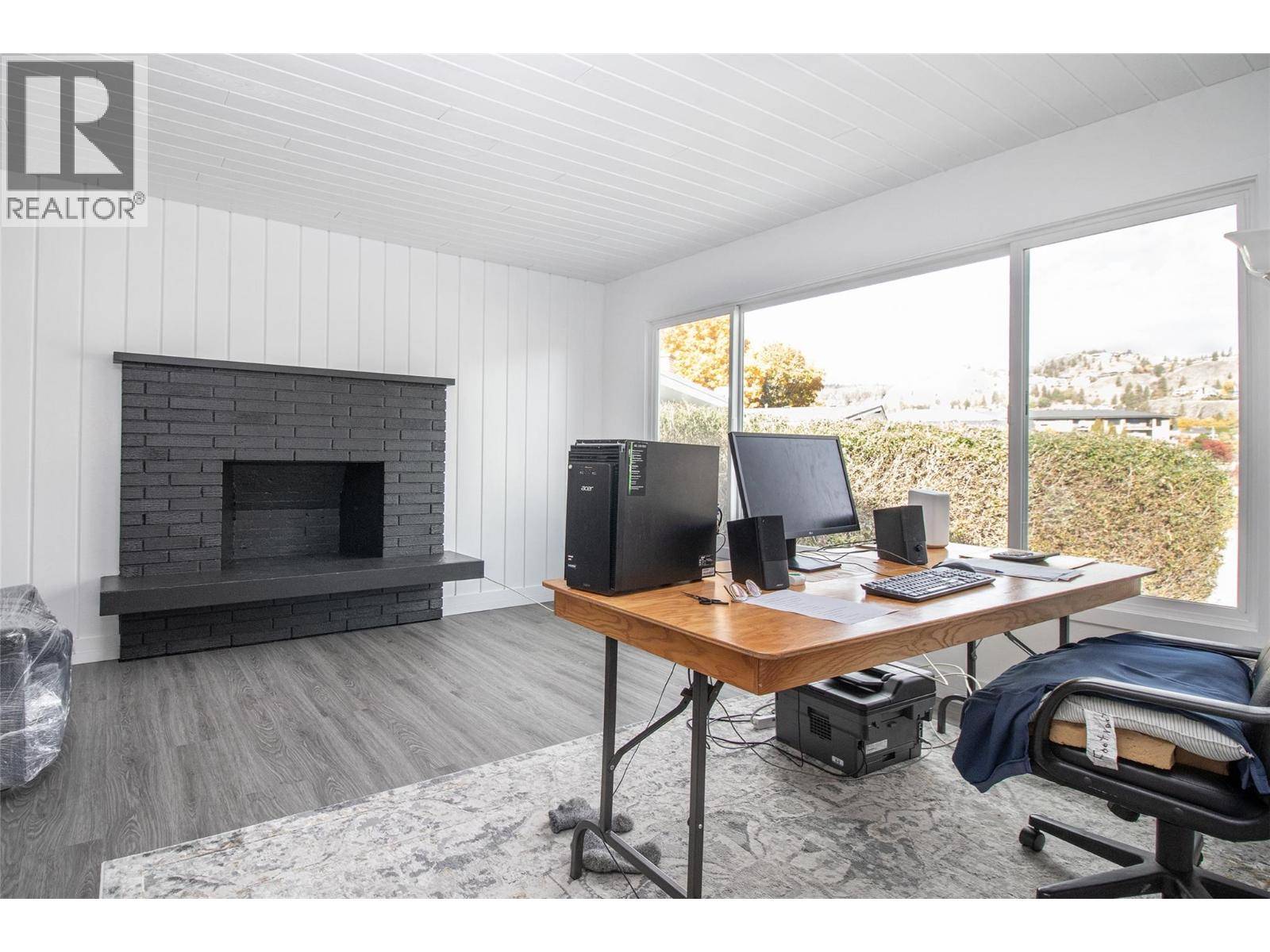 Kelowna, BC V1Y3P9,1352 Alder Court