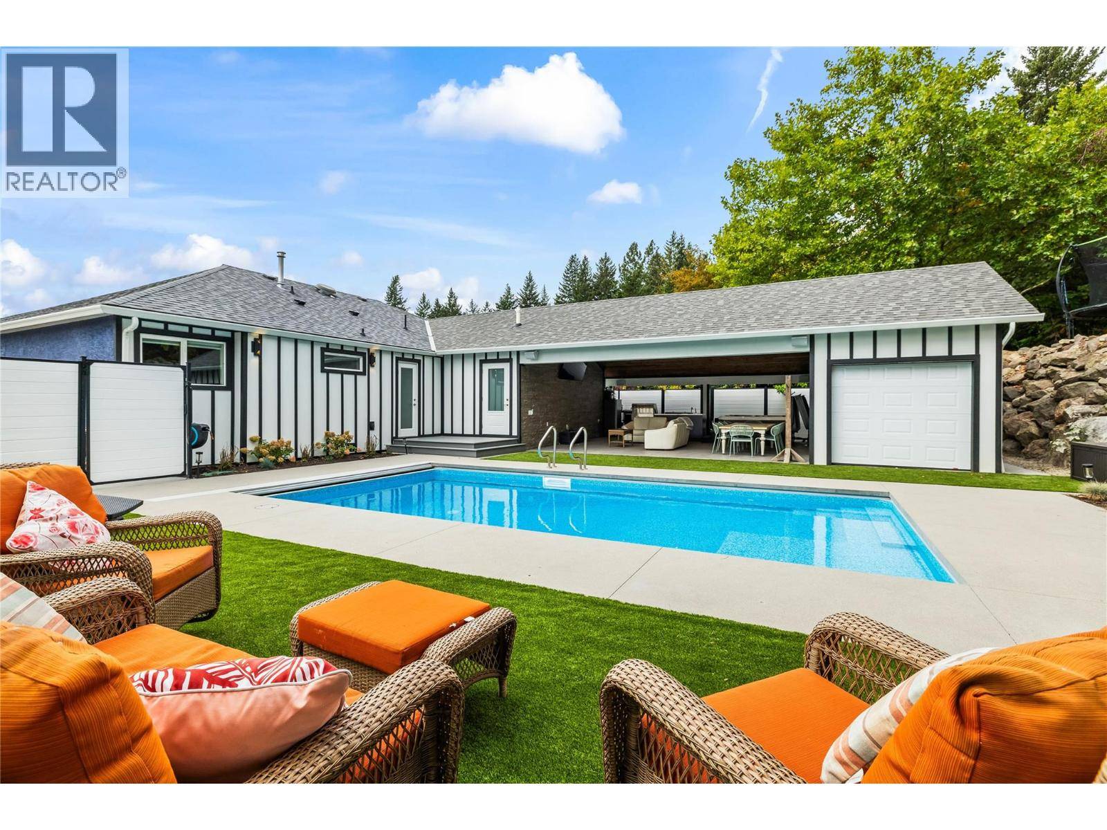 West Kelowna, BC V4T2P1,2336 Shannon Woods Drive