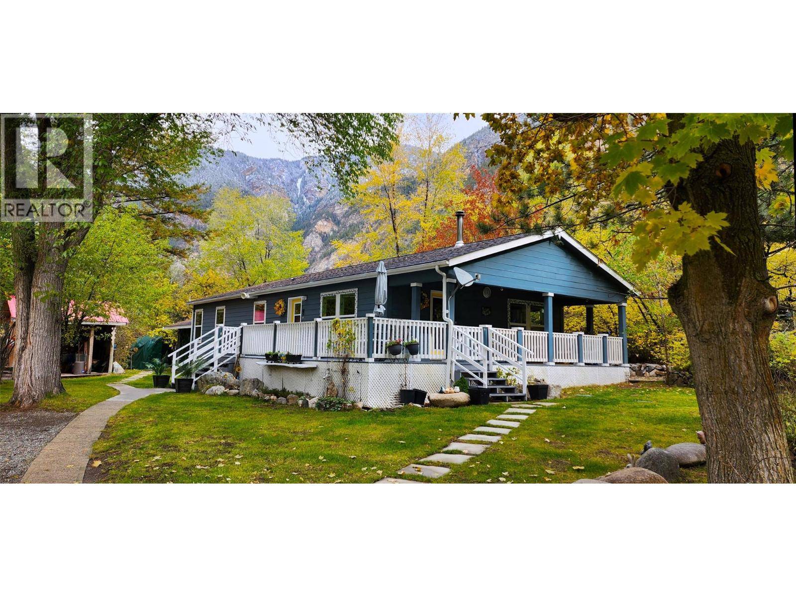 Hedley, BC V0X1K0,5302 WEBSTER Street