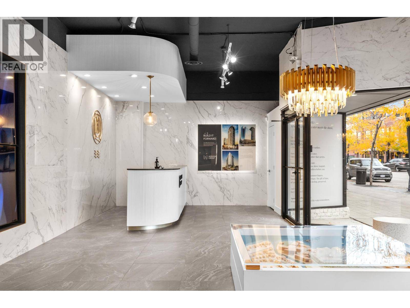 Kelowna, BC V1Y6N8,489 Bernard Avenue