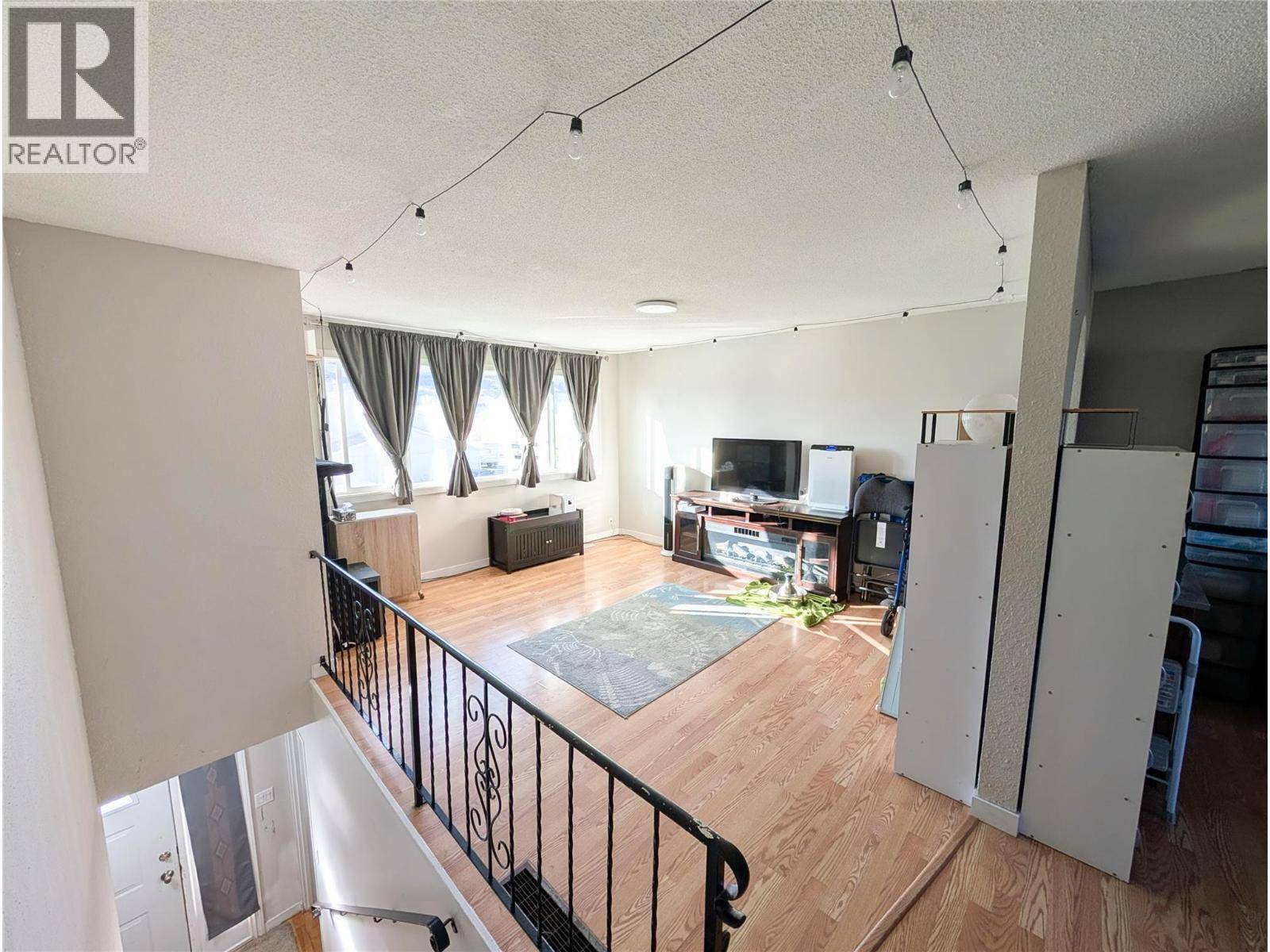 Kamloops, BC V2B1R8,800 Valhalla DR #86