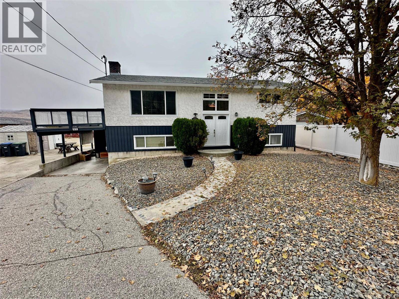 Oliver, BC V0H1T6,971 Dividend Court