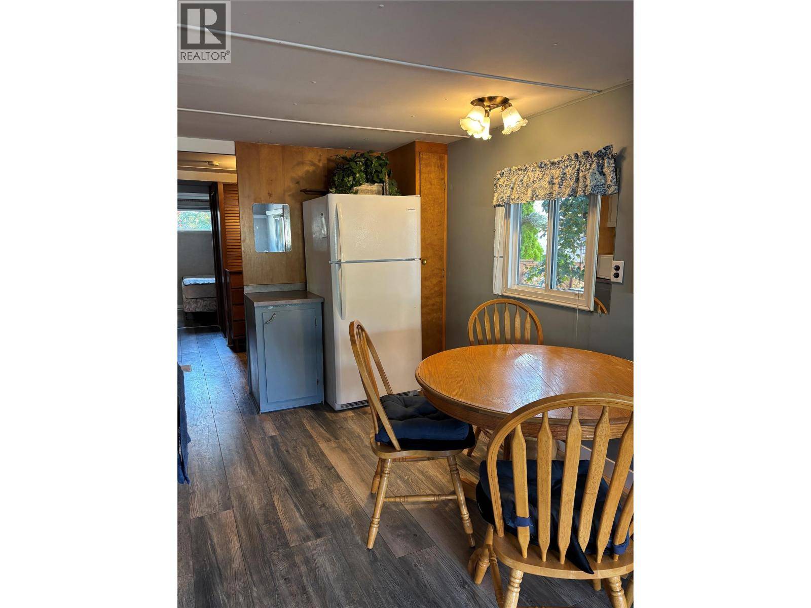 Kelowna, BC V1X5A8,1132 Findlay RD #4