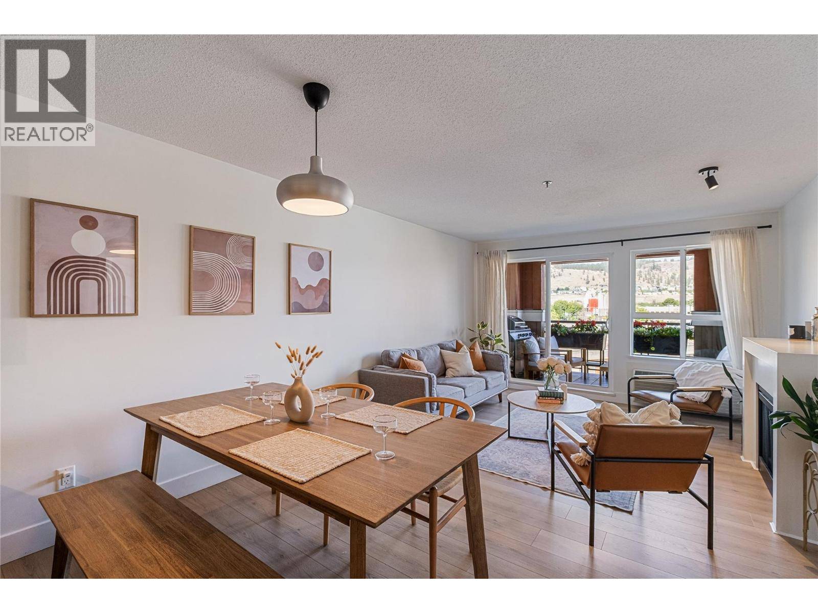 Kelowna, BC V1Y9Z4,1093 Sunset DR #307