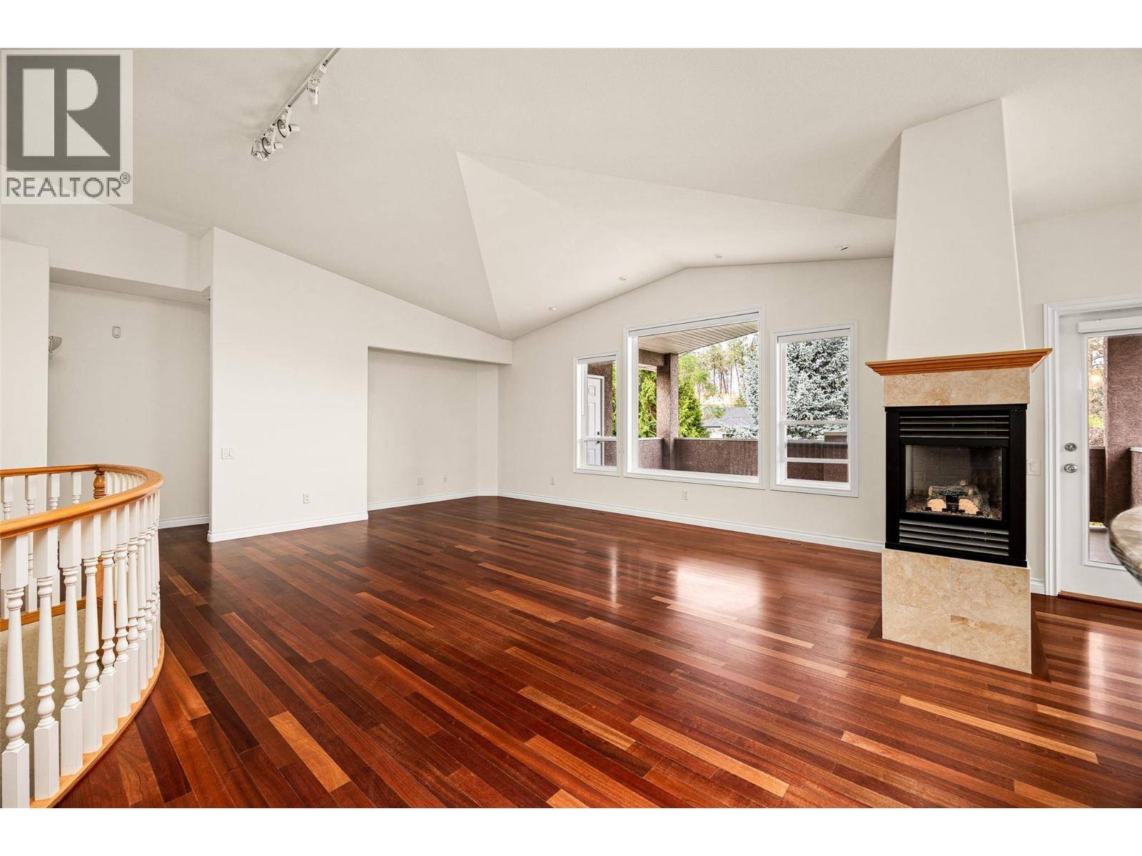 Kelowna, BC V1V2P2,2090 Bowron Street