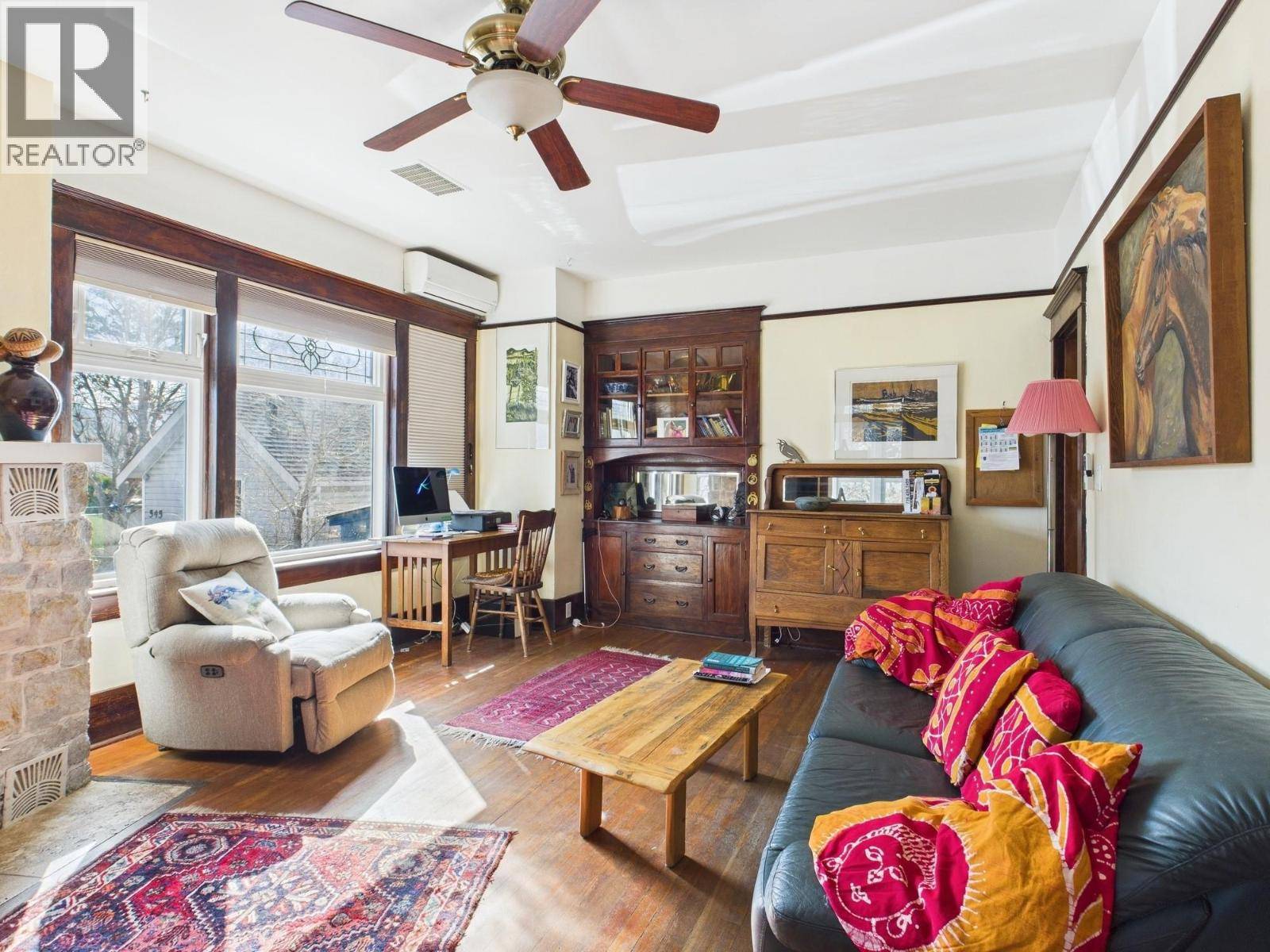 Oliver, BC V0H1T0,555 School Avenue