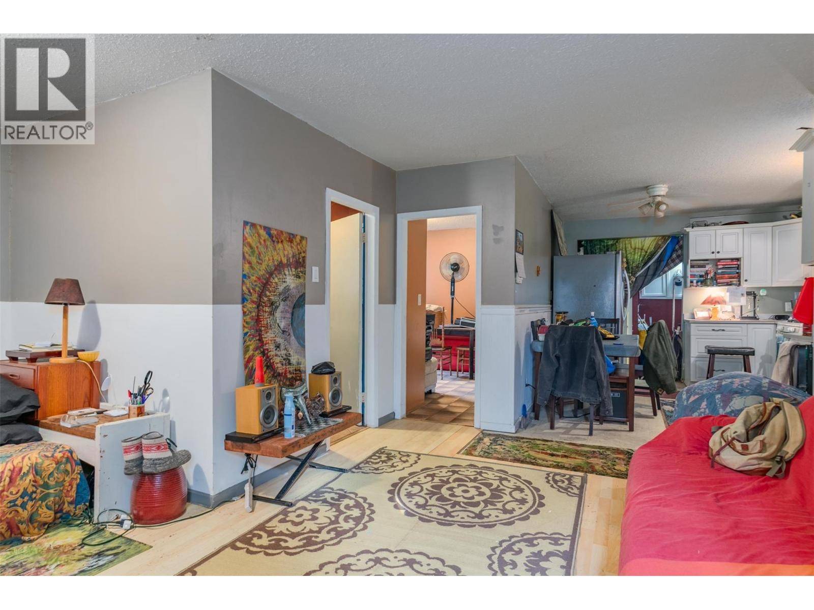 Fruitvale, BC V0G1L1,1976 Watson Lane