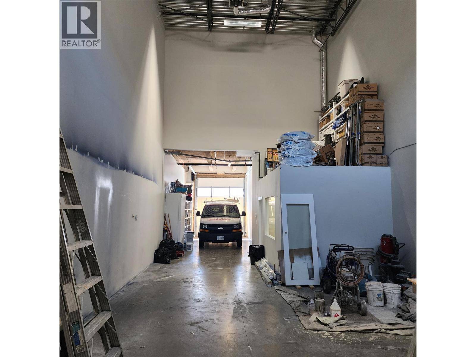 Kelowna, BC V1Y8M4,1625 Dilworth DR #205