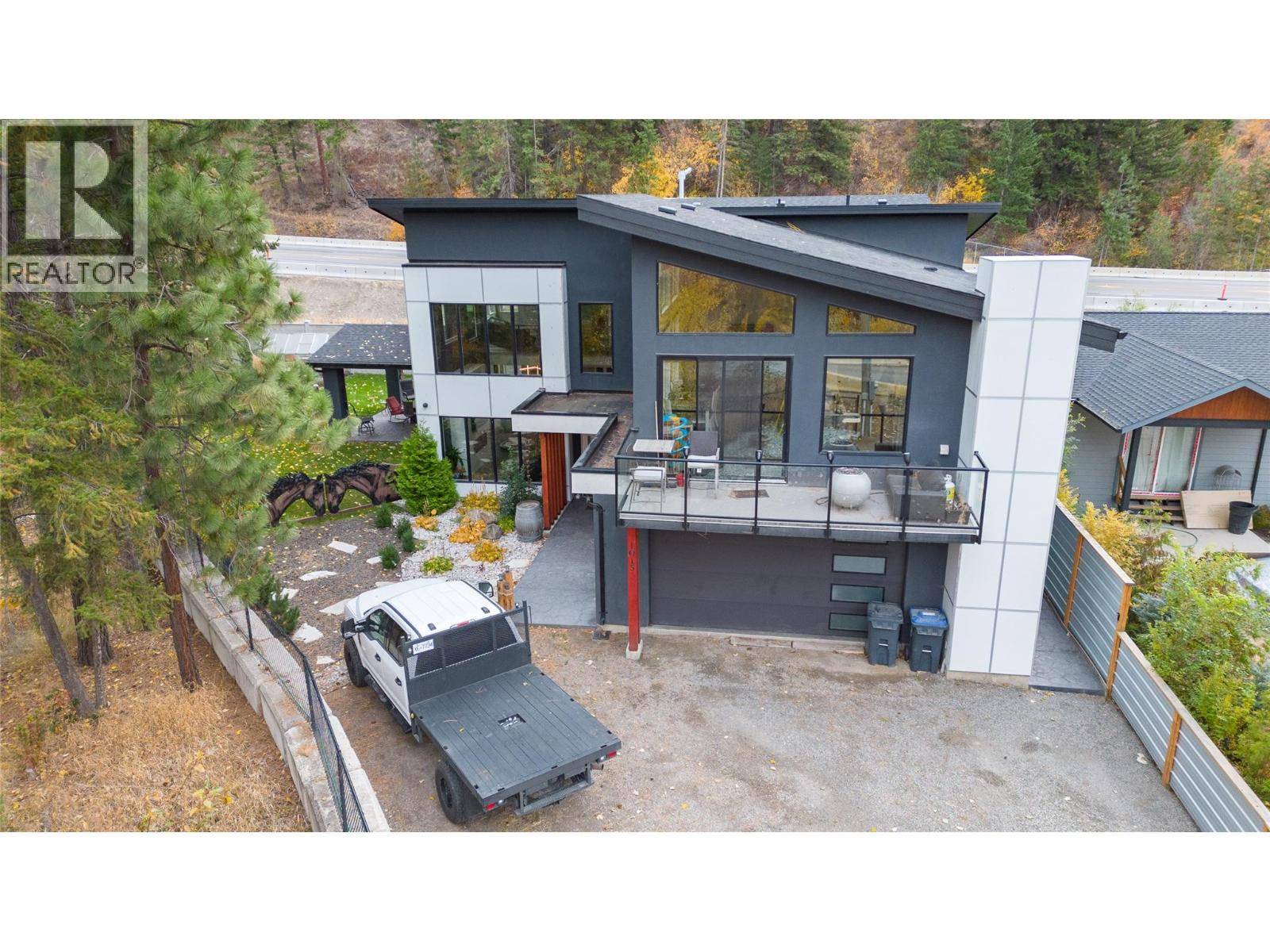 Chase, BC V0E1M1,1015 Paquette Road