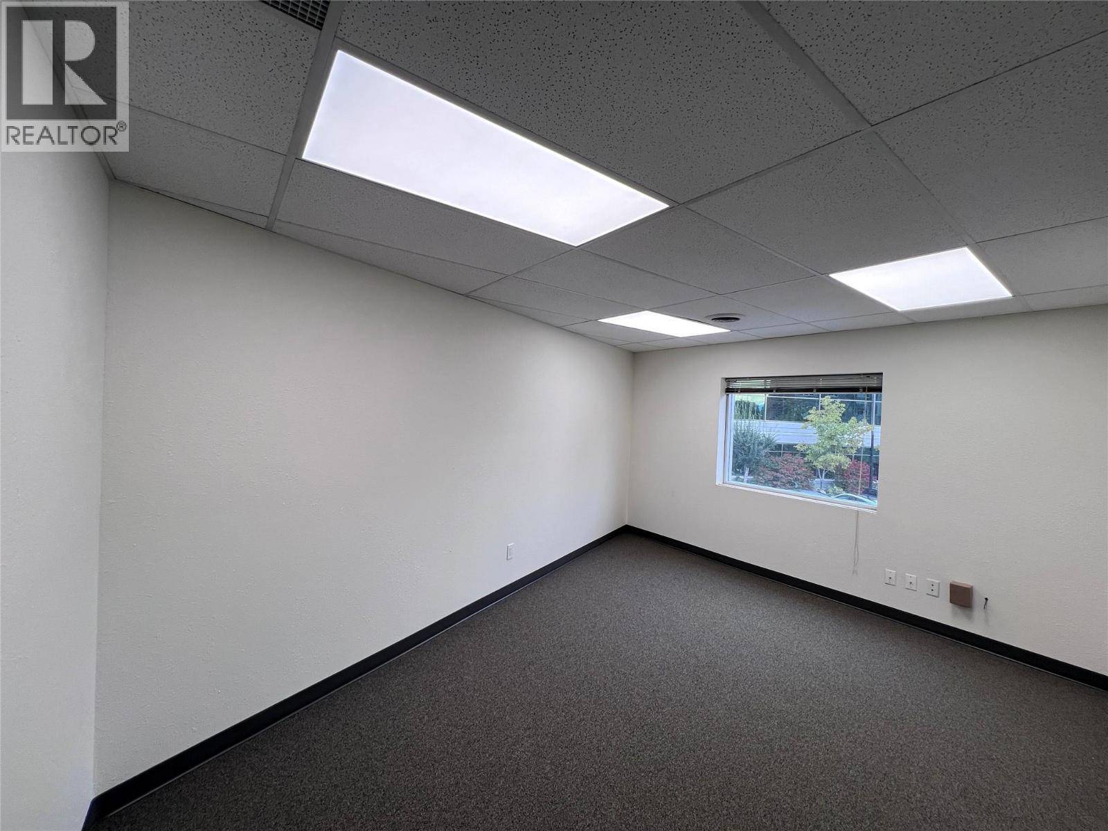 Kelowna, BC V1Y5Y7,1579 Sutherland AVE #202