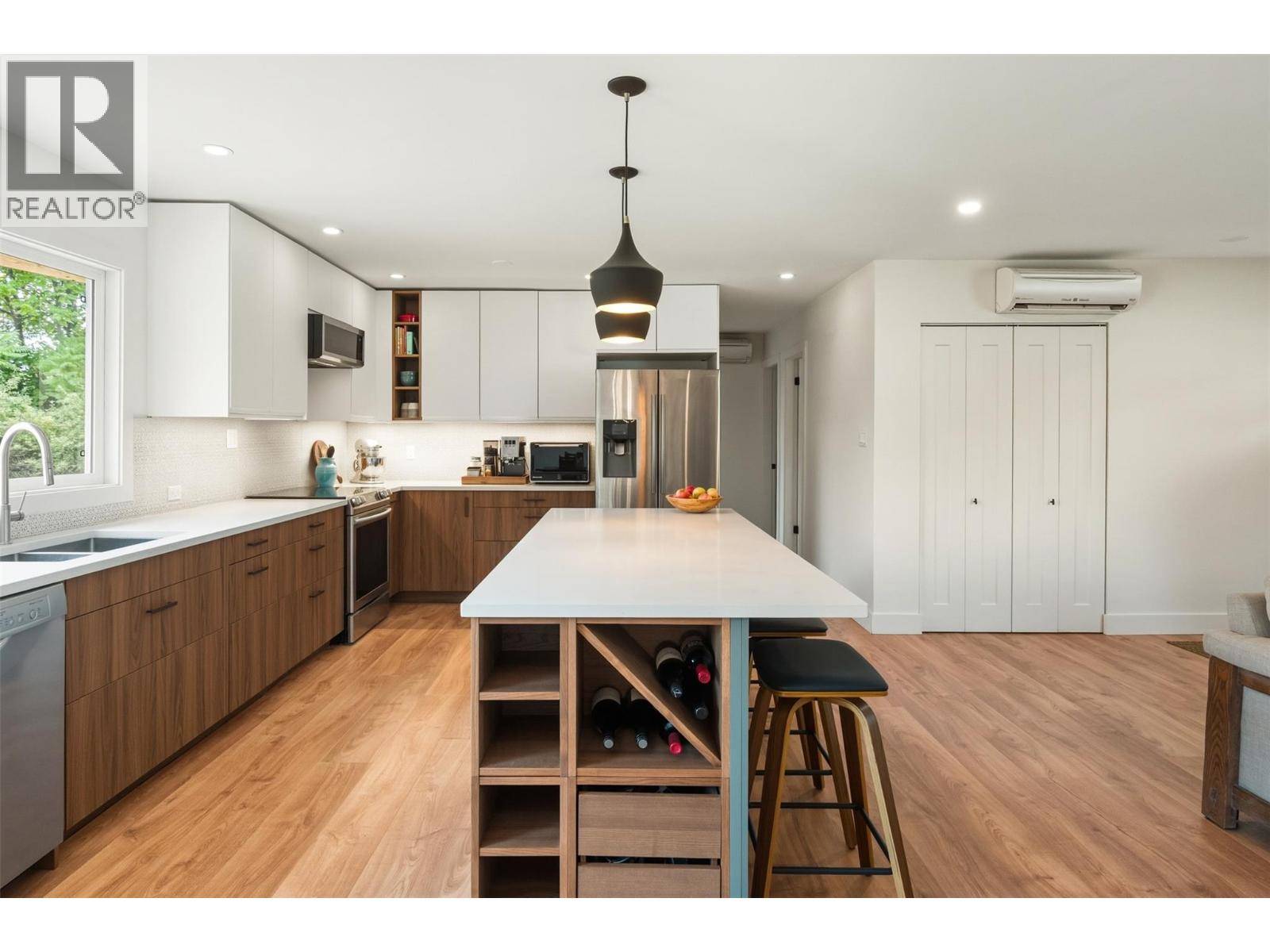 Summerland, BC V0H1Z4,12603 Wright Avenue