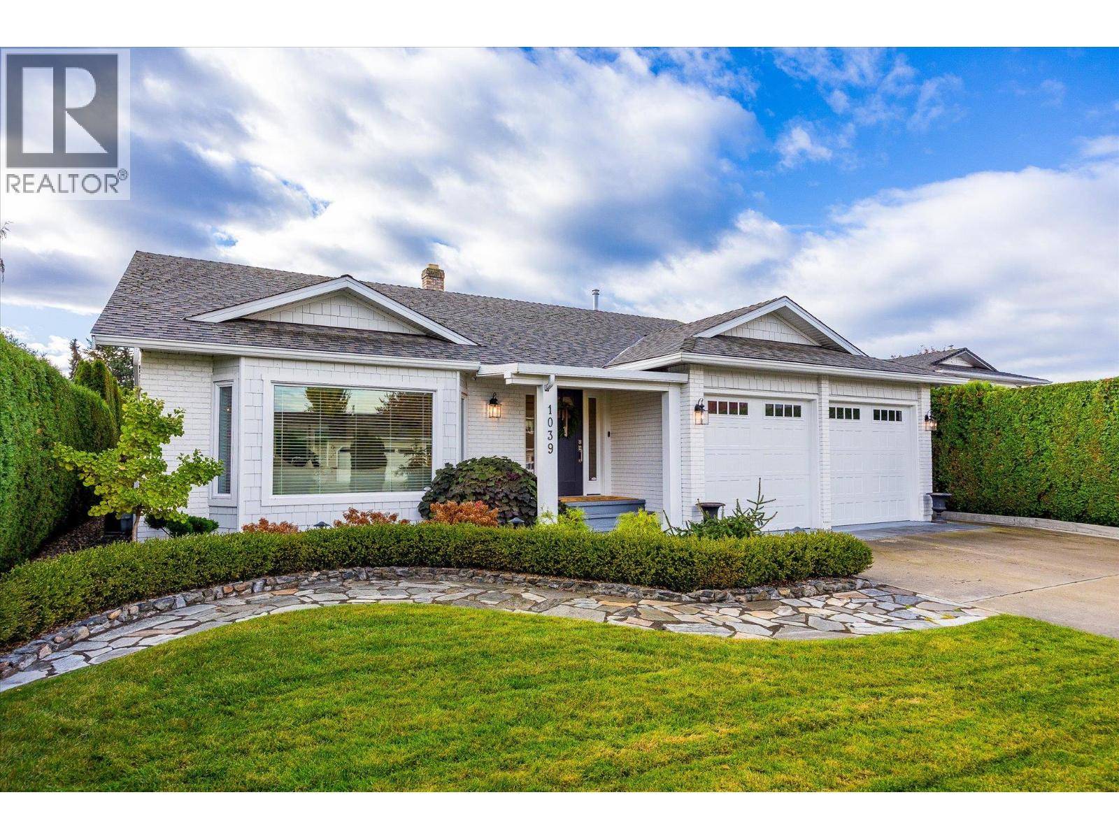 Kelowna, BC V1Y8W8,1039 Cushing Court