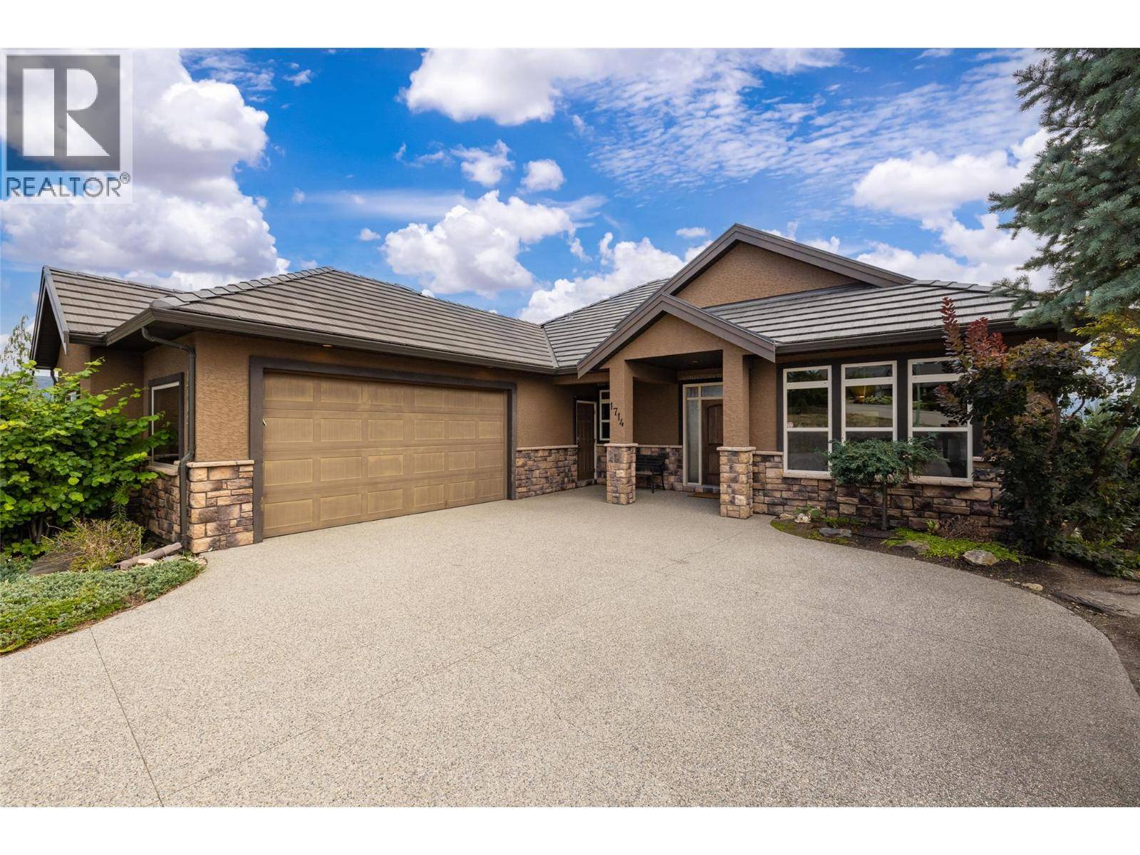 Kelowna, BC V1V2Z3,1714 Capistrano Peaks Crescent