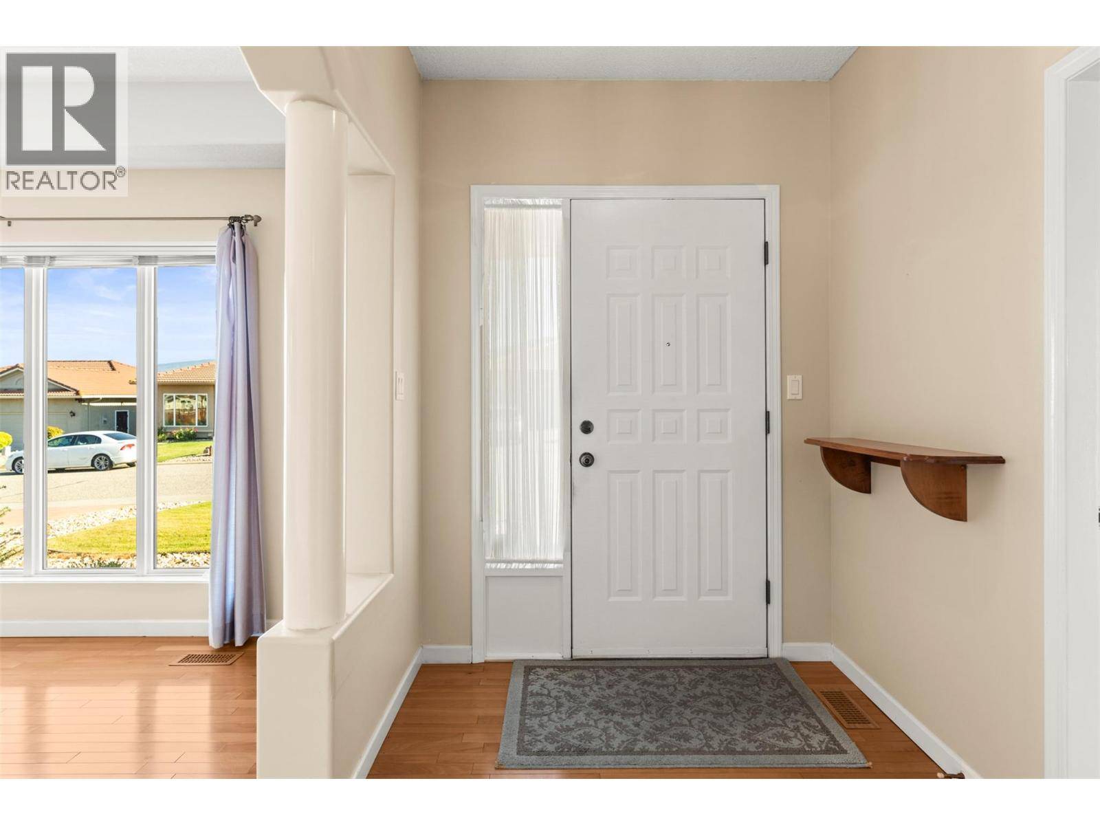 Vernon, BC V1B2V3,240 Country Estate Drive