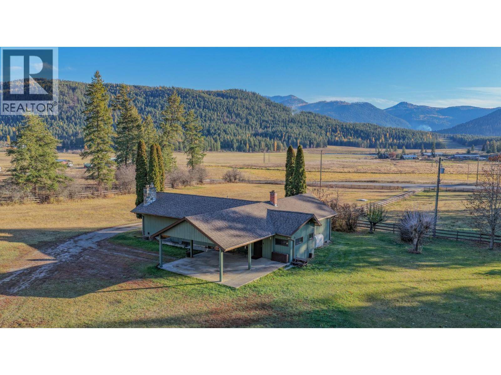 Lumby, BC V0E2G1,2471 Highway 6 Road