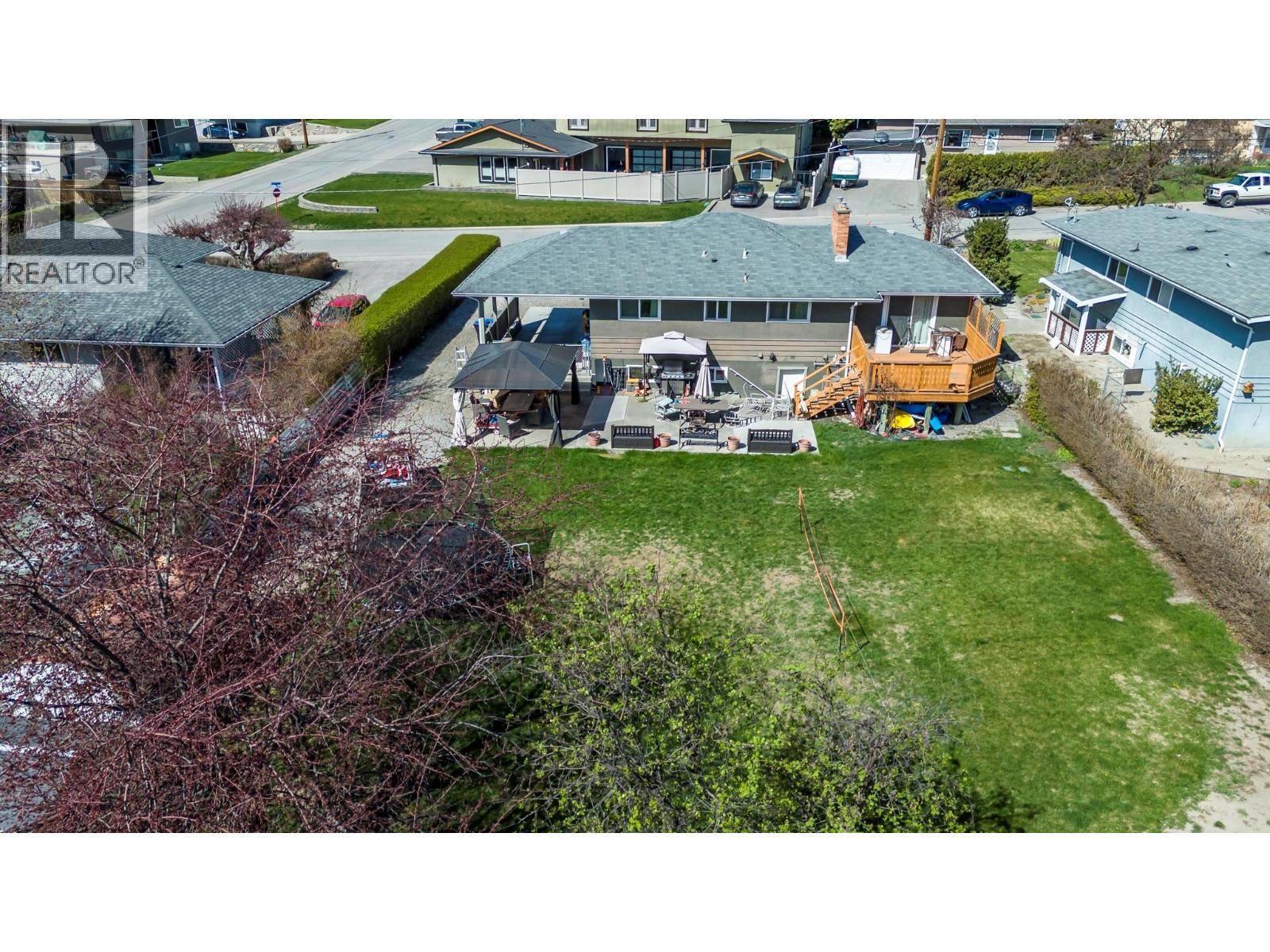 Kelowna, BC V1Y4G4,707 Glenburn Street