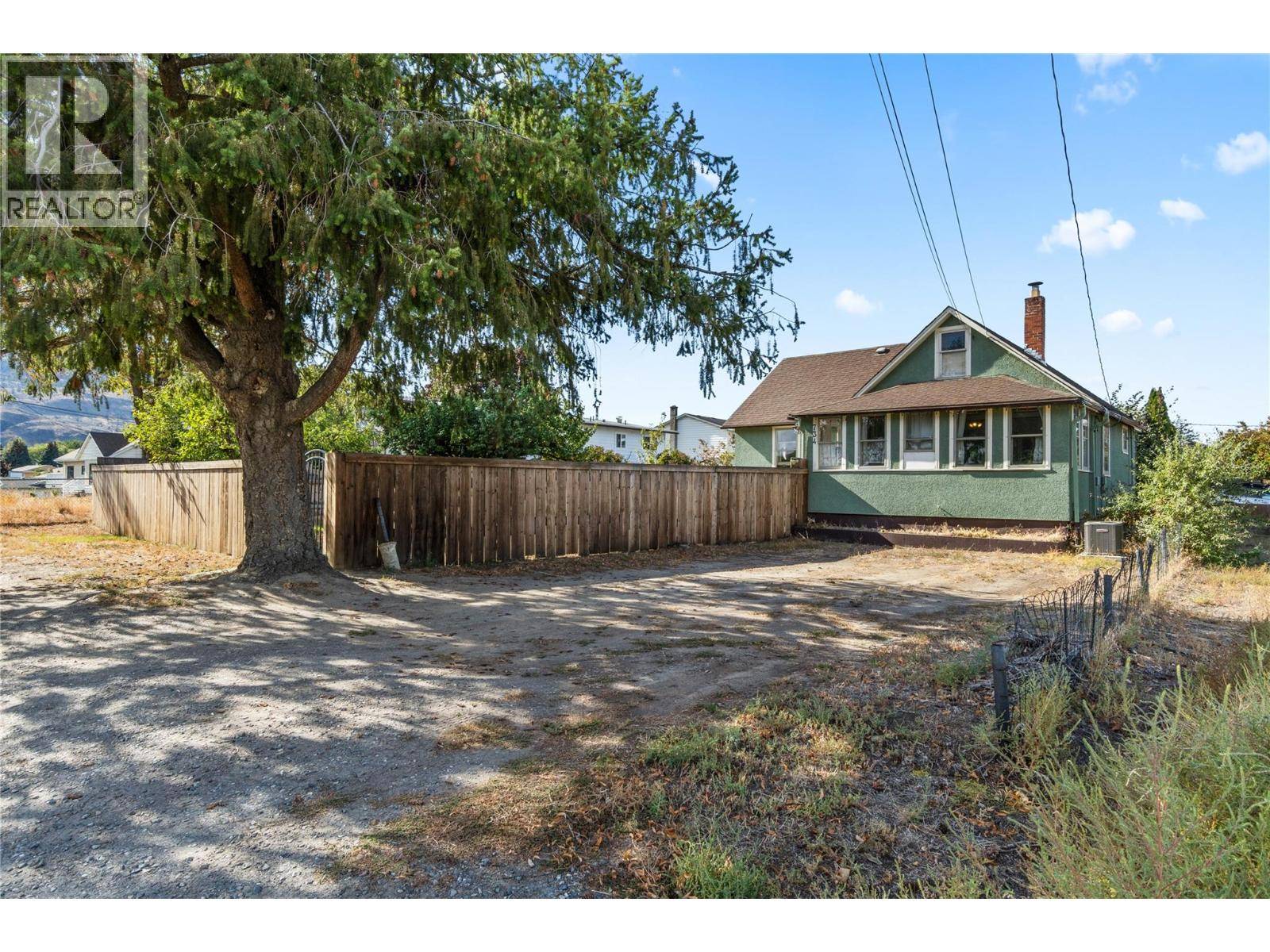 Kamloops, BC V2B5C5,734 SINGH Street