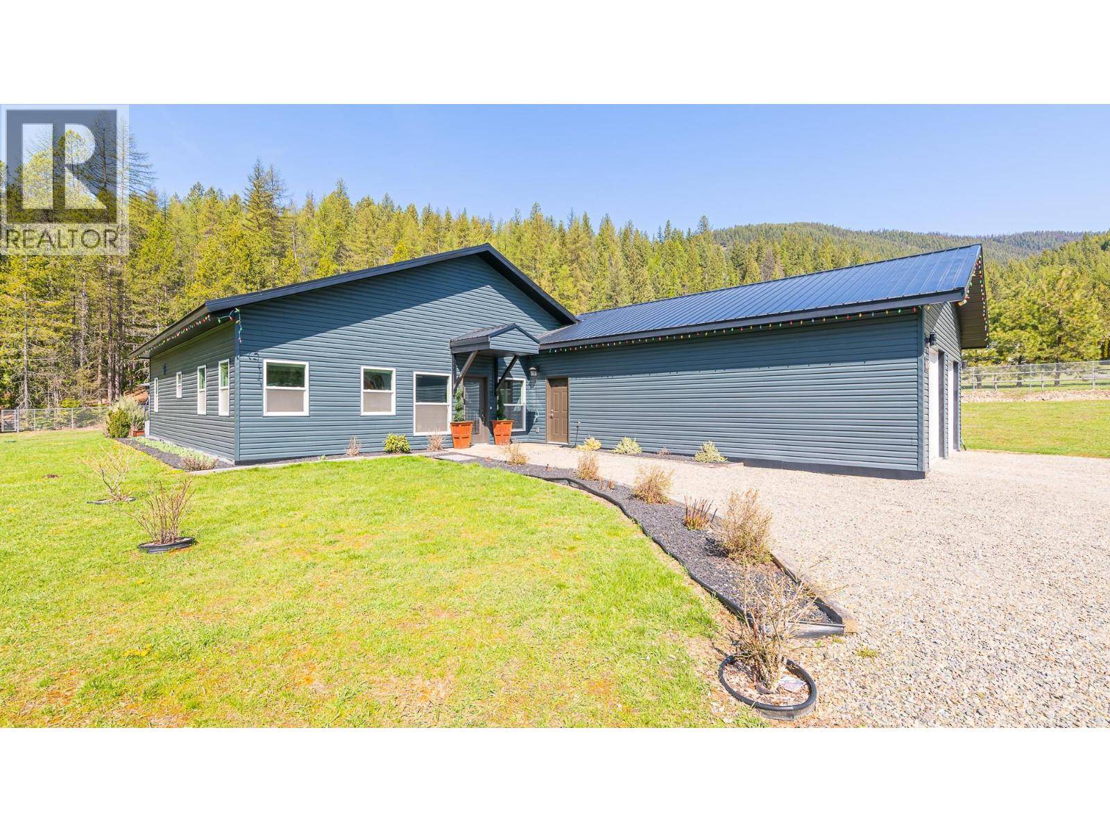 Creston, BC V0B1G8,1087 Bear Brook Road