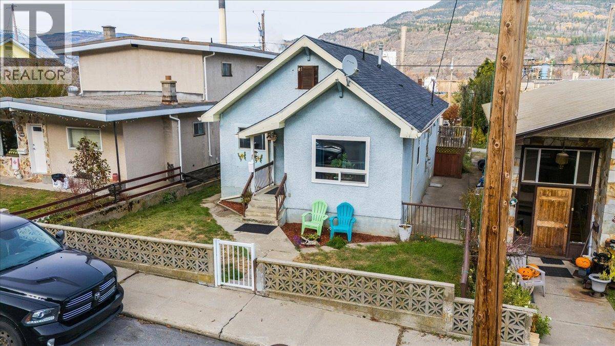 Trail, BC V1R3H3,927 Nelson Avenue