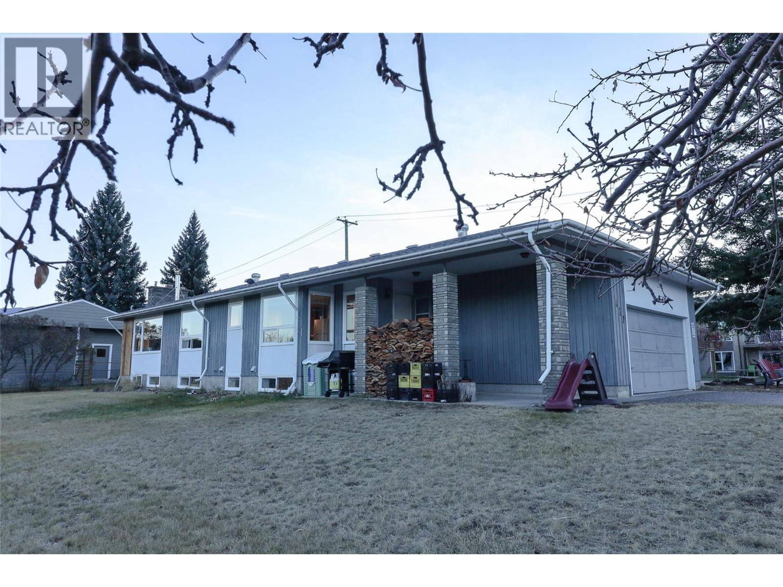 Invermere, BC V0A1K0,417 6TH Avenue