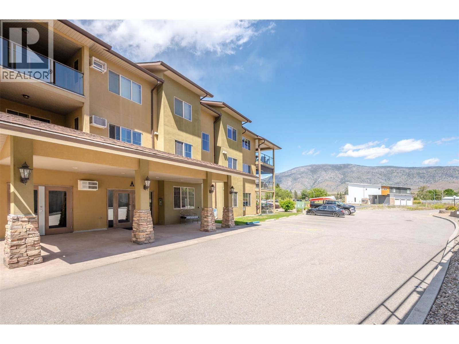 Oliver, BC V0H1T8,921 Spillway RD #105A