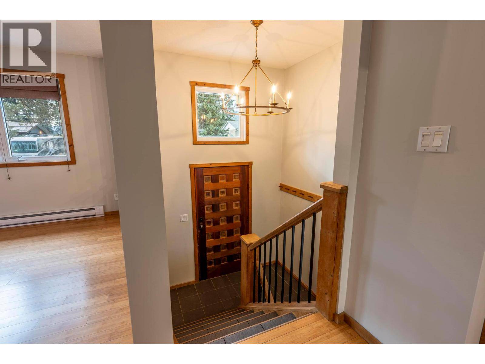 Golden, BC V0A1H0,505 6th Street S