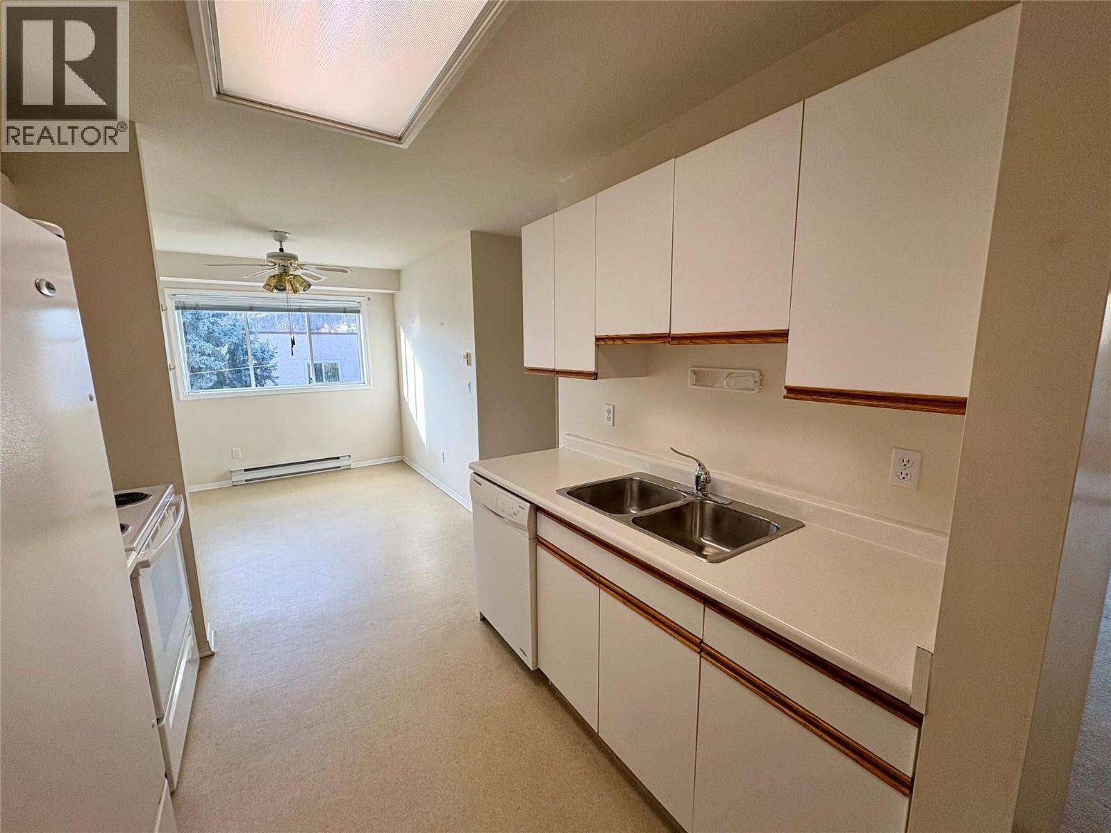 Vernon, BC V1T2E6,3609 30 AVE #405