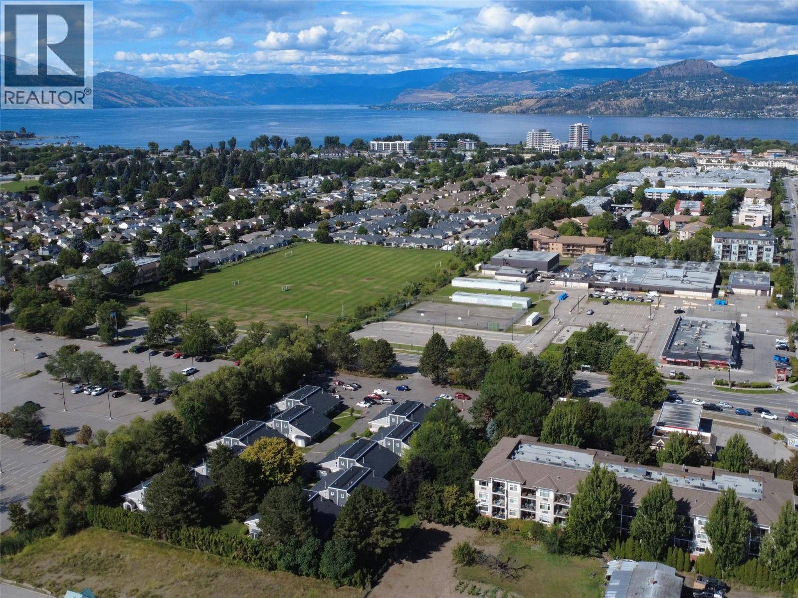 Kelowna, BC V1W3N6,3155 Gordon DR #304
