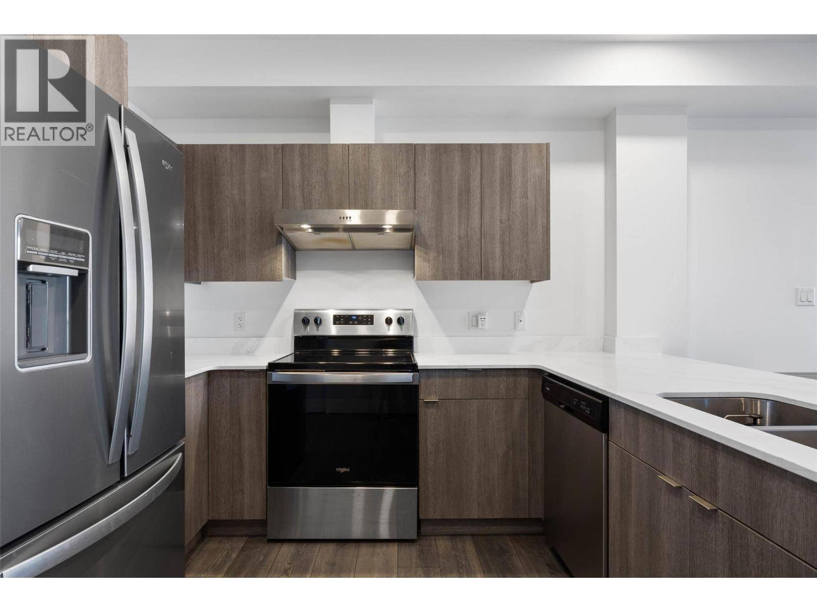 Kamloops, BC V2C2J6,444 ST PAUL ST #518