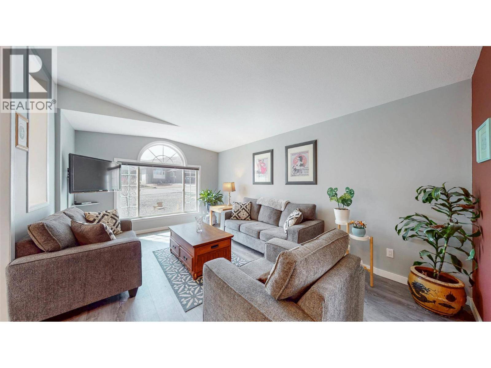 Osoyoos, BC V0H1V5,9400 115th ST #13