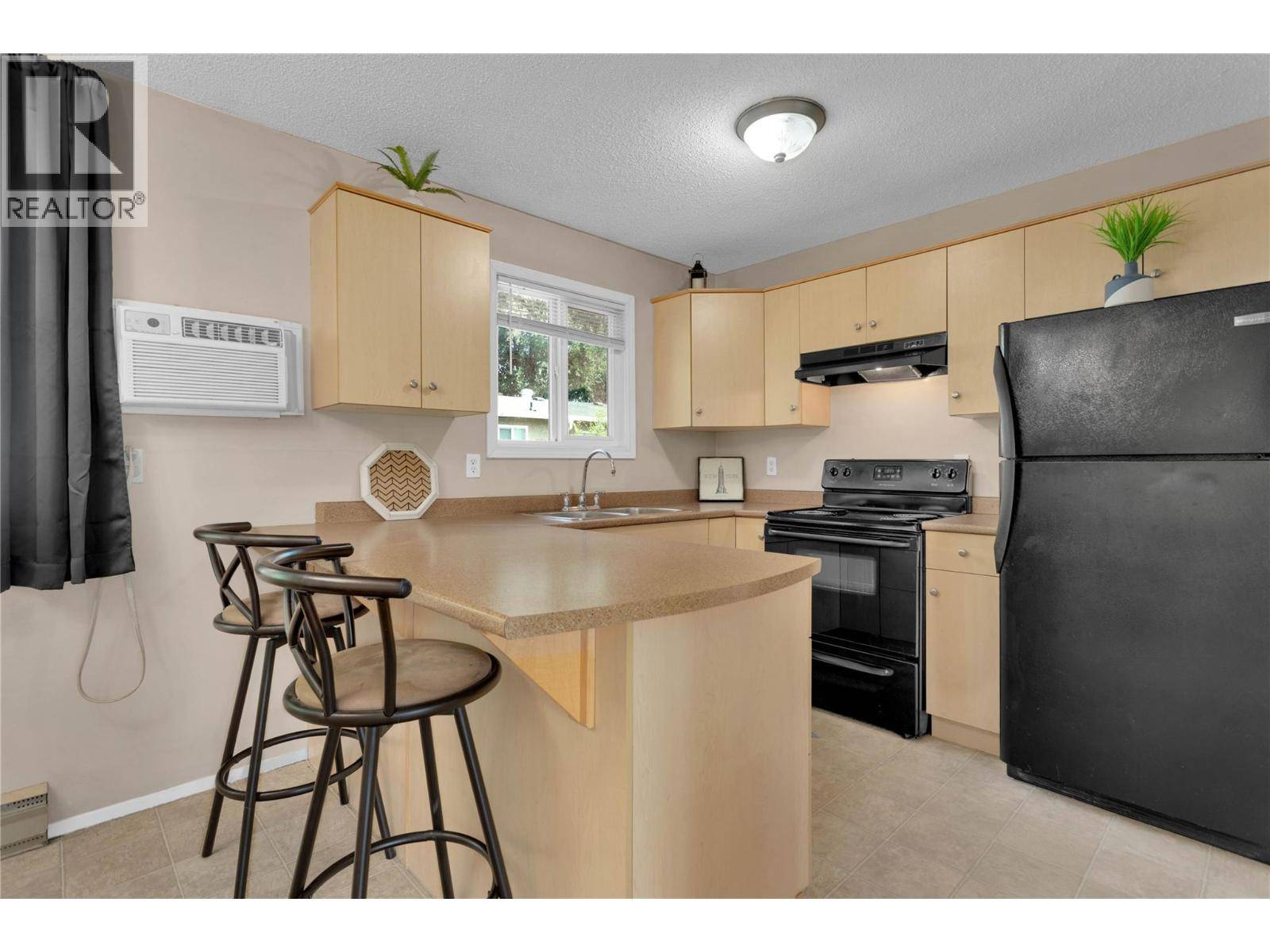 Kelowna, BC V1X2P5,588 McCurdy Road