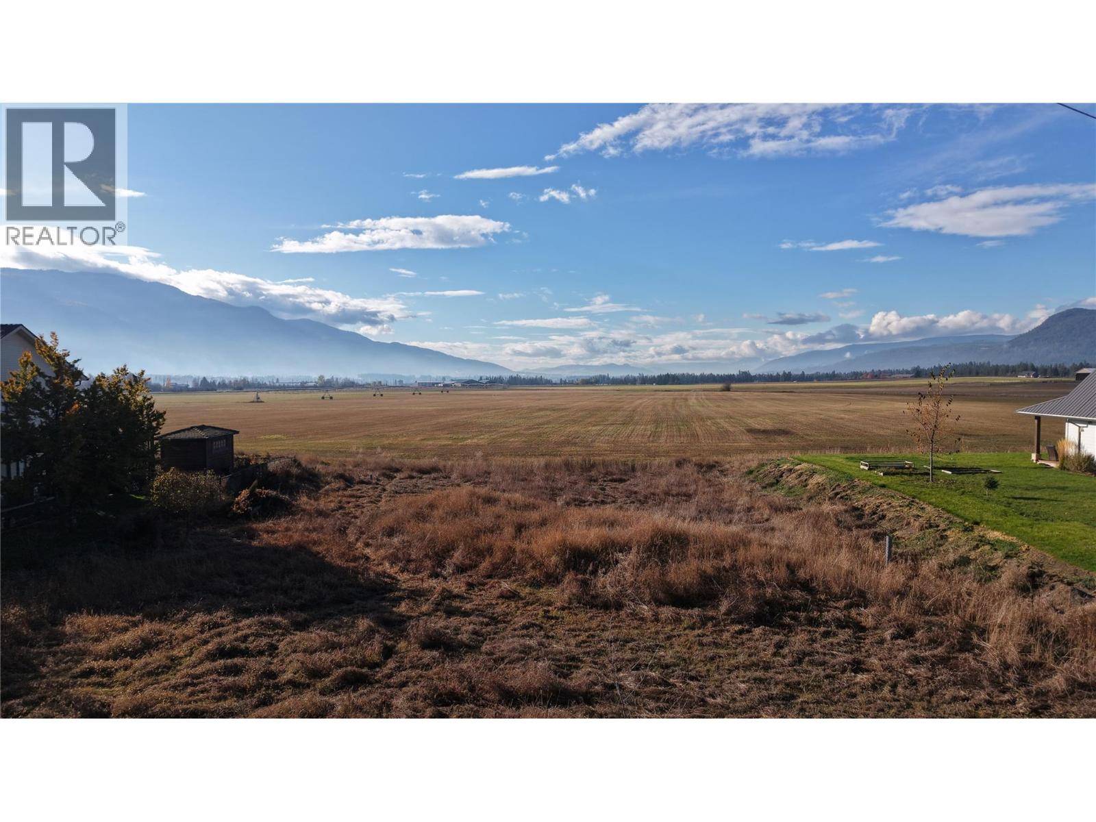 Spallumcheen, BC V4Y0V4,4575 Lansdowne Road