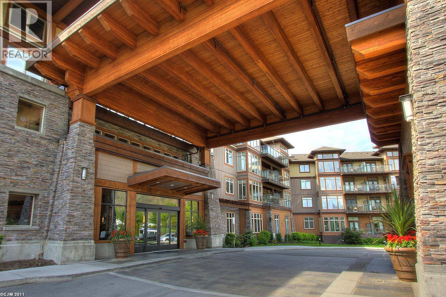 West Kelowna, BC V4T2K2,4205 Gellatly RD #319