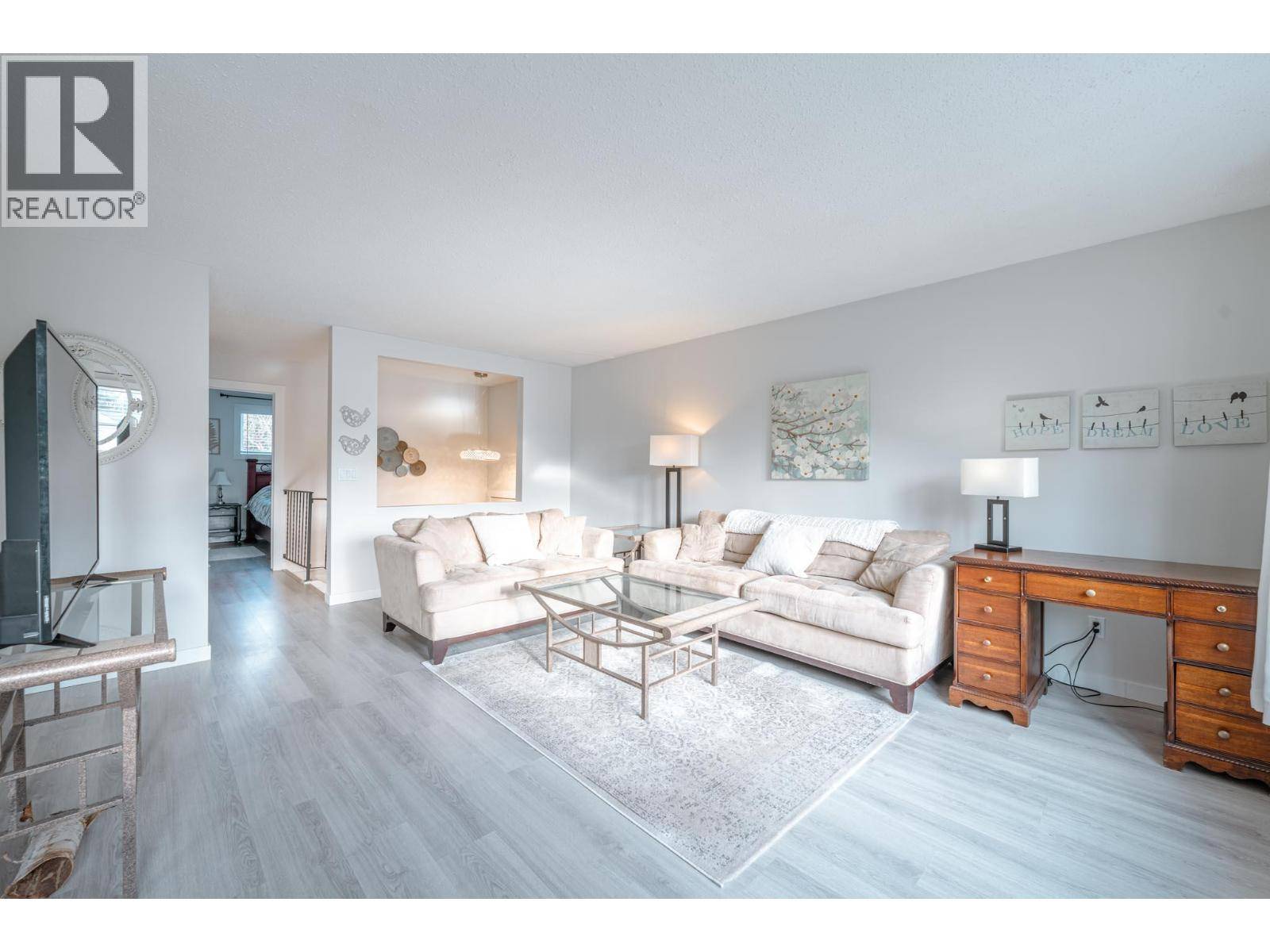 Revelstoke, BC V0E2S0,255 Viers Crescent