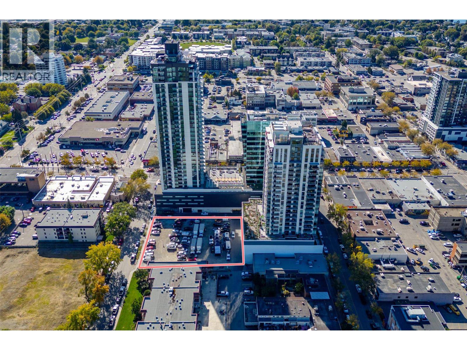 Kelowna, BC V1Y2G3,1464-1476 Bertram Street