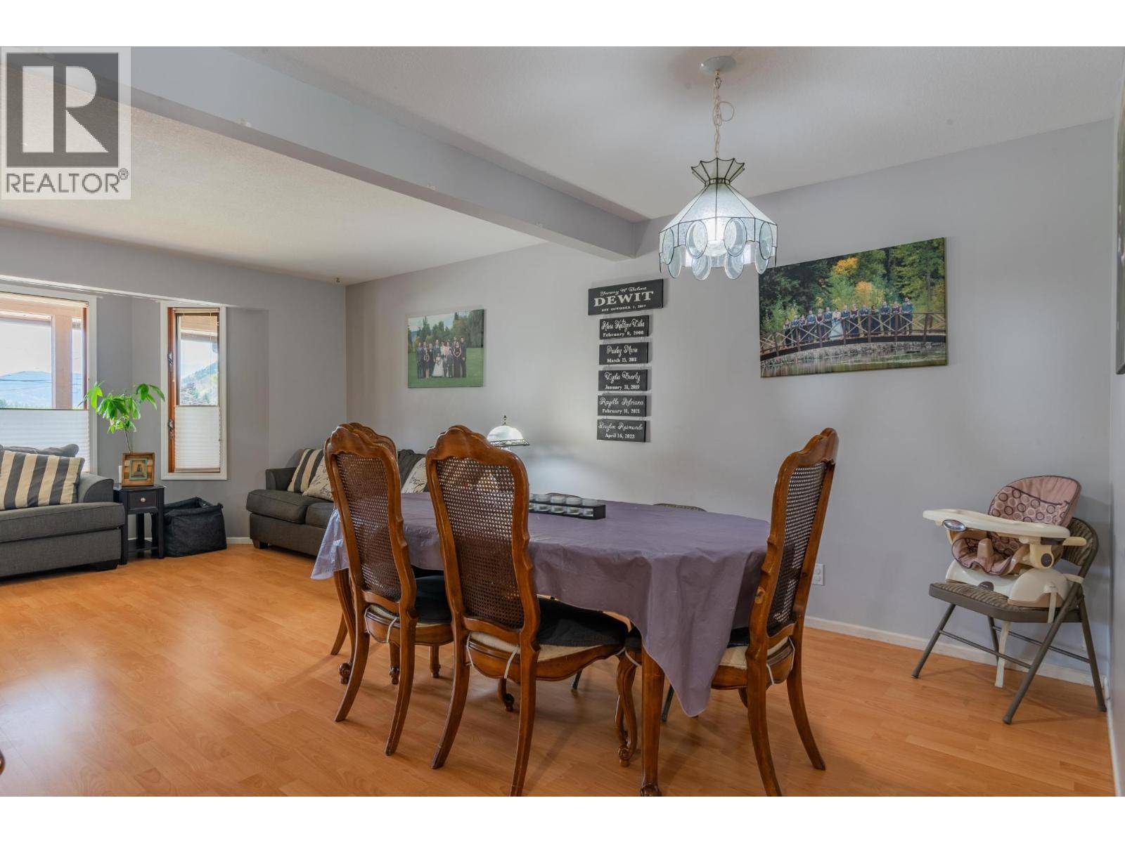 Fruitvale, BC V0G1L0,110 CEDAR Avenue