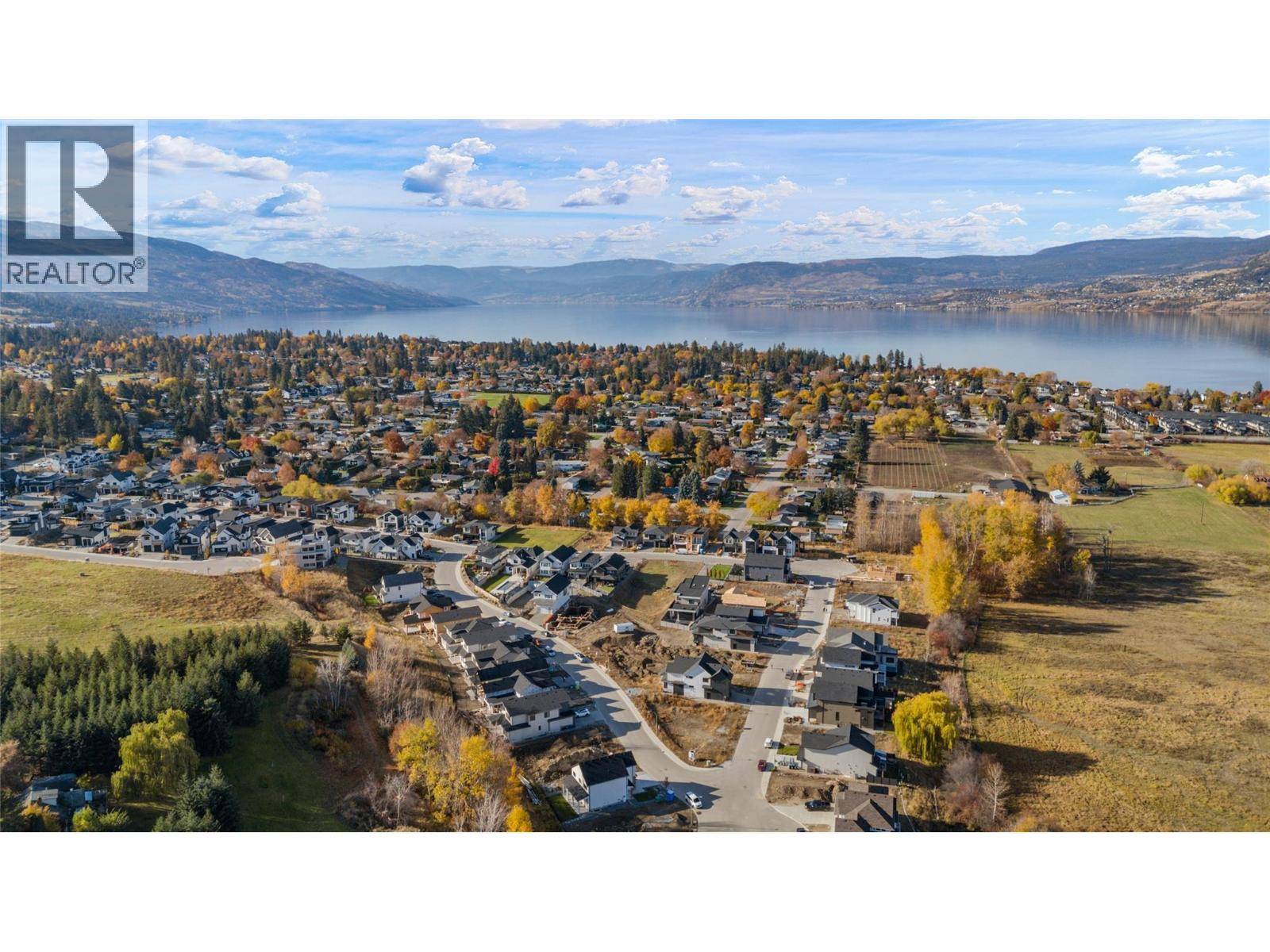 Kelowna, BC V1W0B6,1016 Bull Crescent