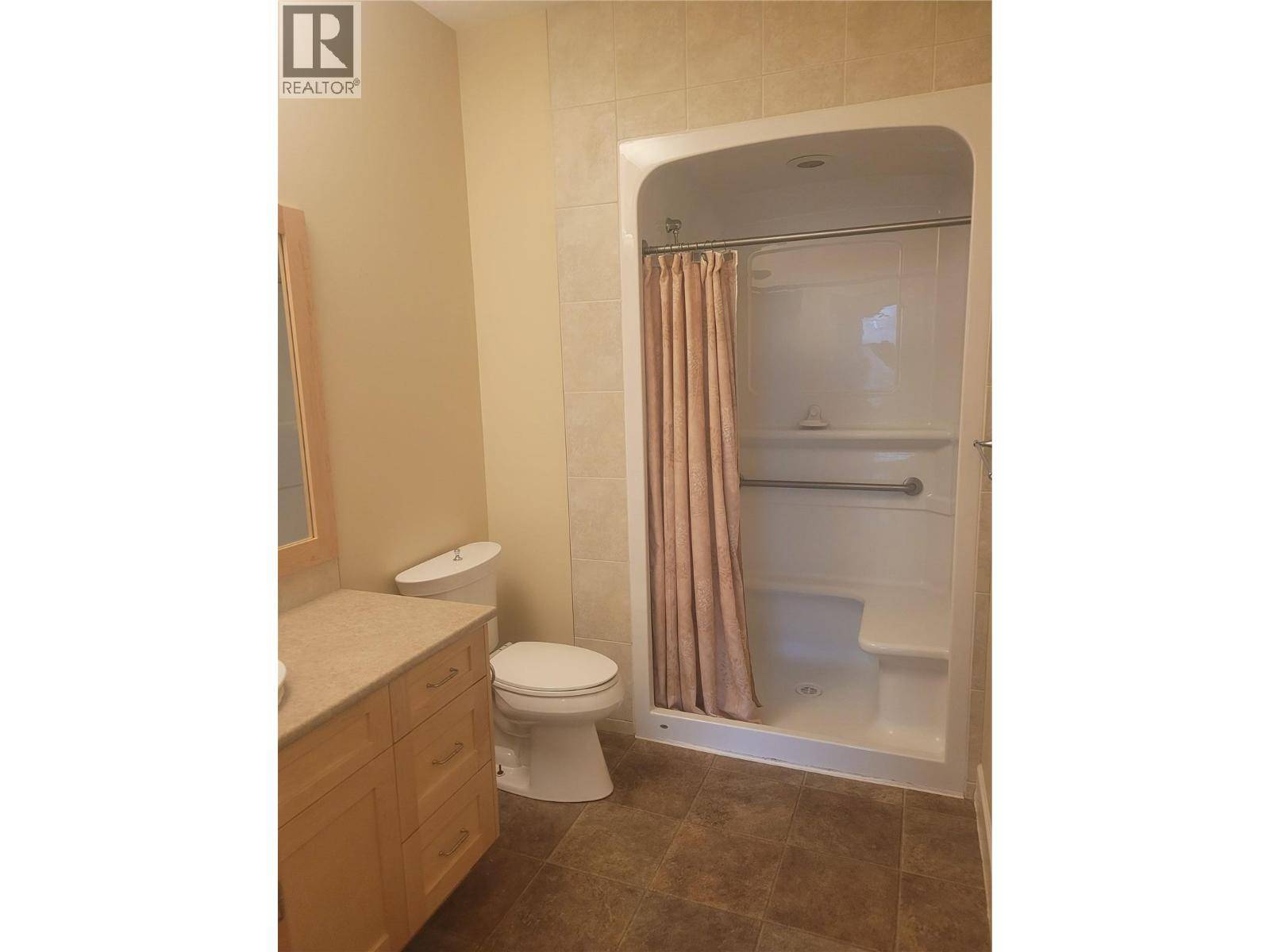 Coldstream, BC V1B1G9,9100 Mackie DR #114