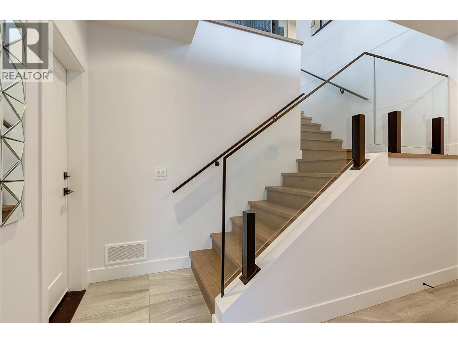 Kelowna, BC V1W5N1,1235 Ponds Avenue