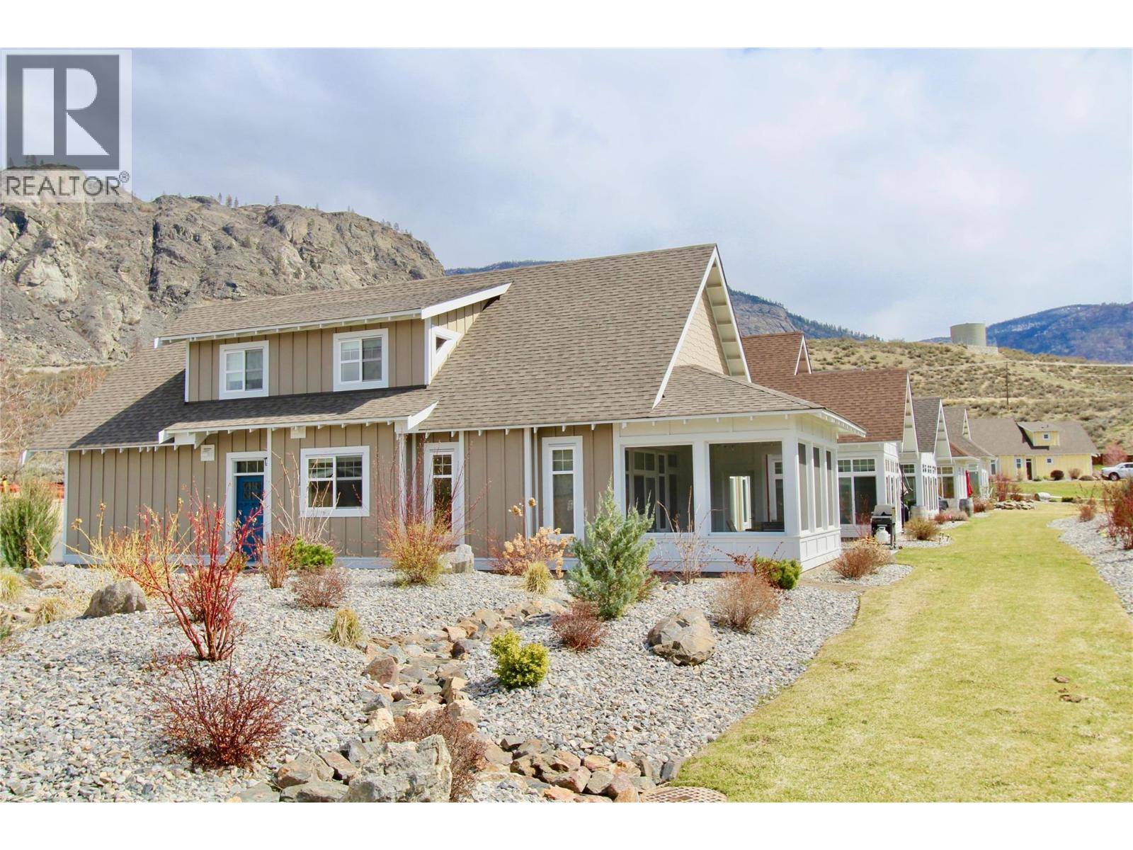 Oliver, BC V0H1T1,2450 Radio Tower RD #4