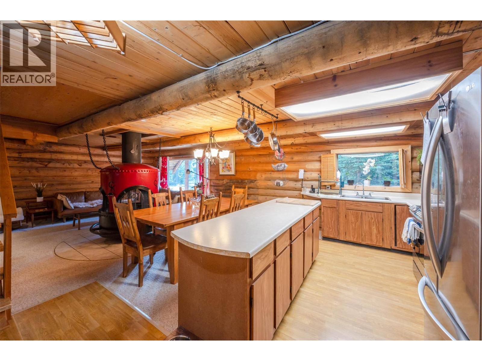 Apex Mountain, BC V2A0E2,121 The Circle