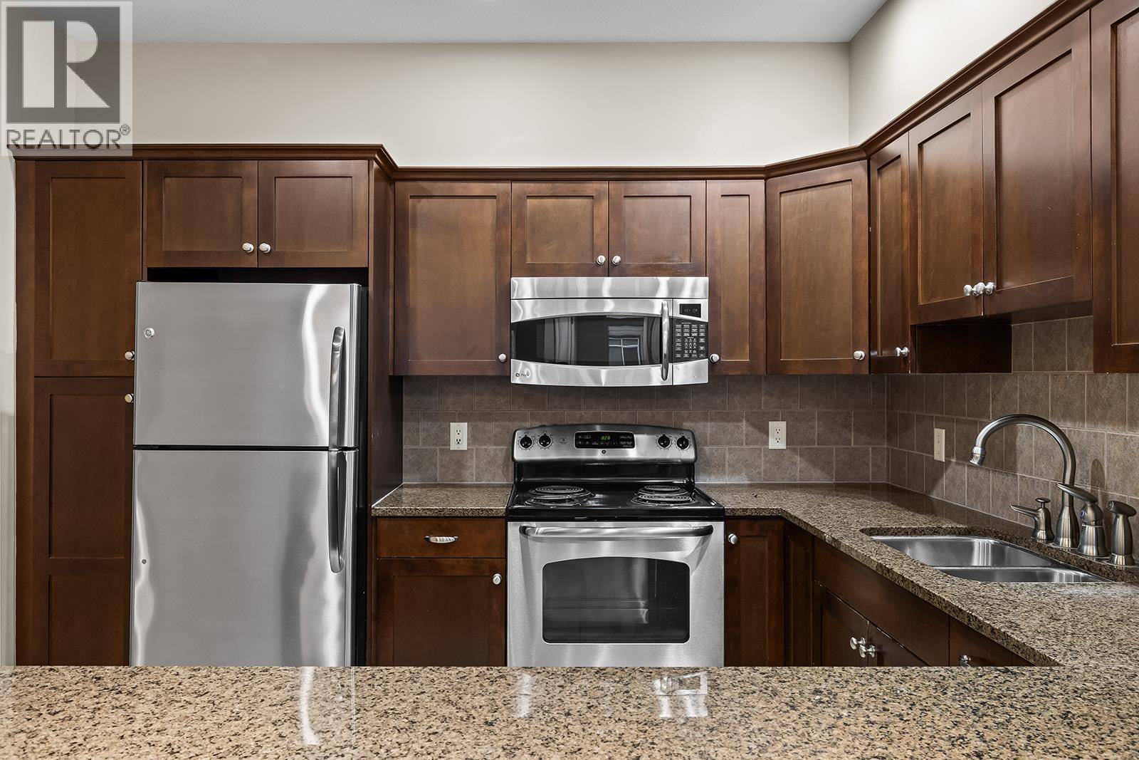 West Kelowna, BC V4Y2J3,3843 Brown RD #2211