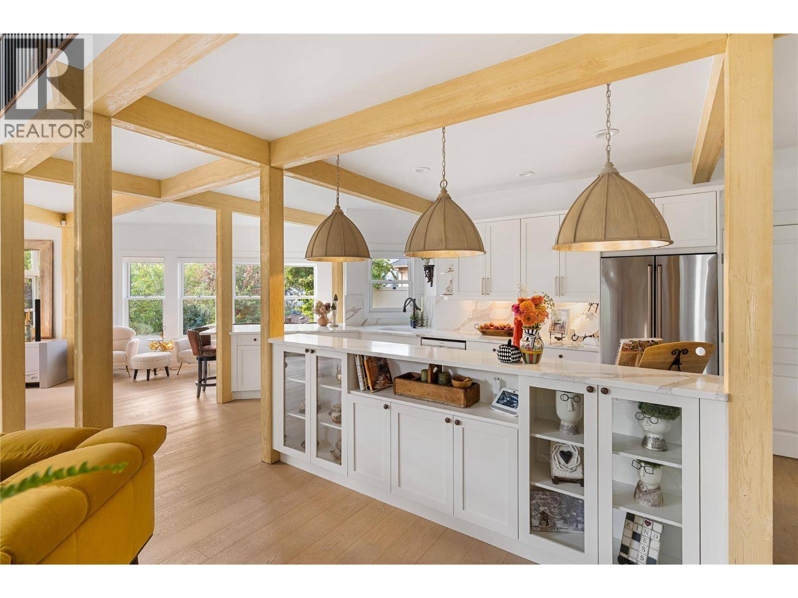 Kelowna, BC V1V1Y2,2075 Lillooet Court