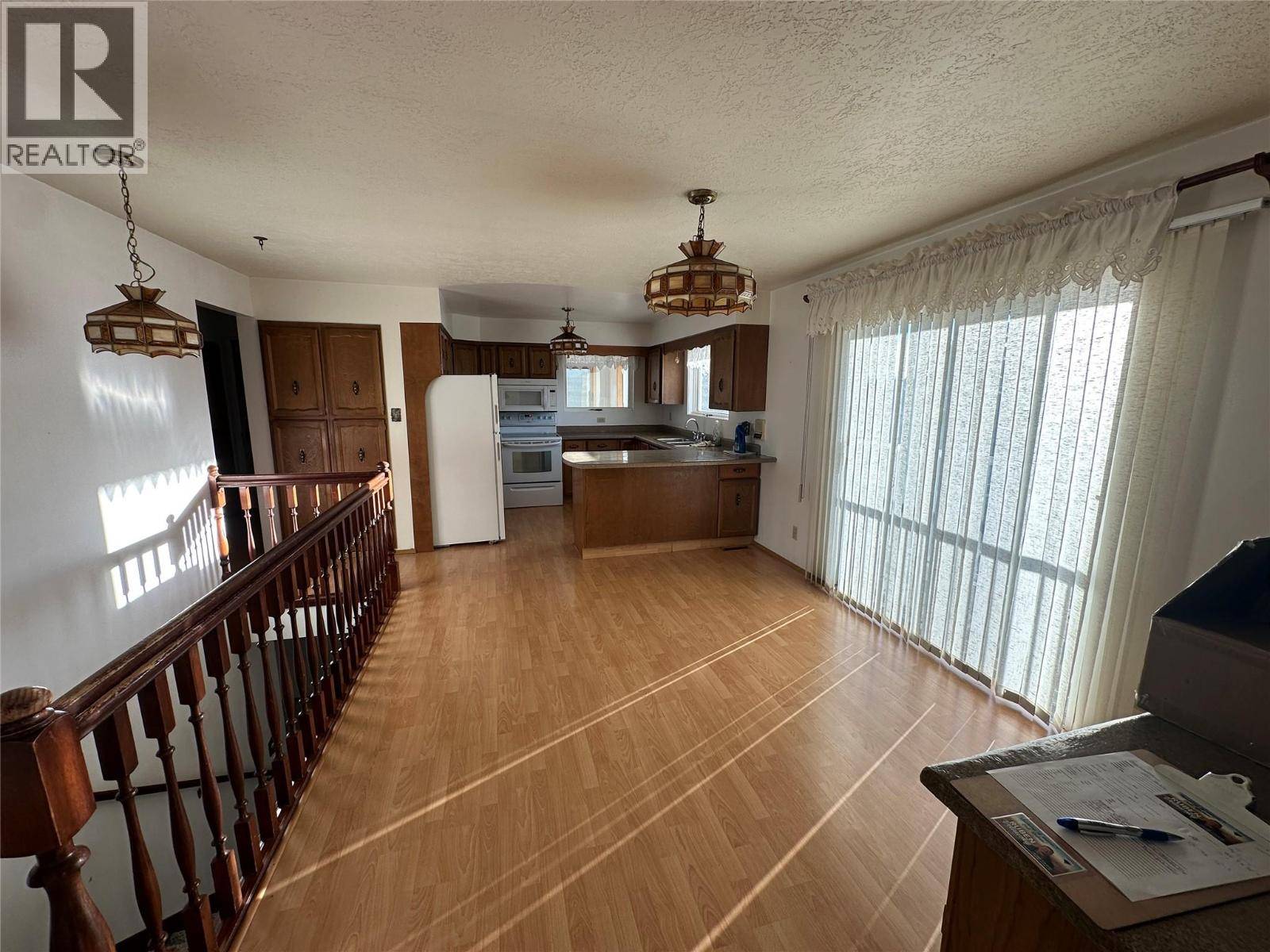 Dawson Creek, BC V1G2P3,1424 106 Avenue